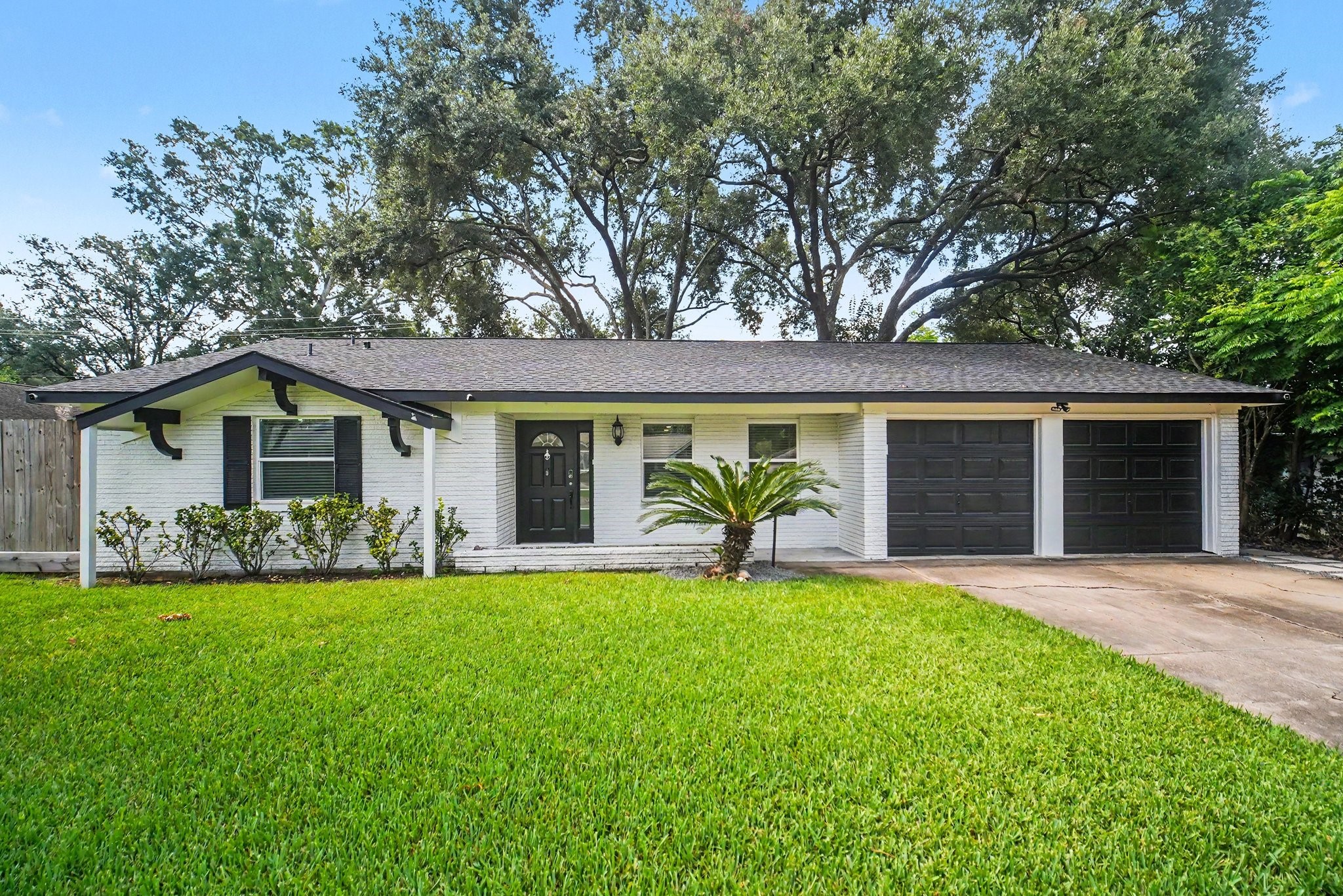 9323 Meadowbriar Lane Property Photo 1