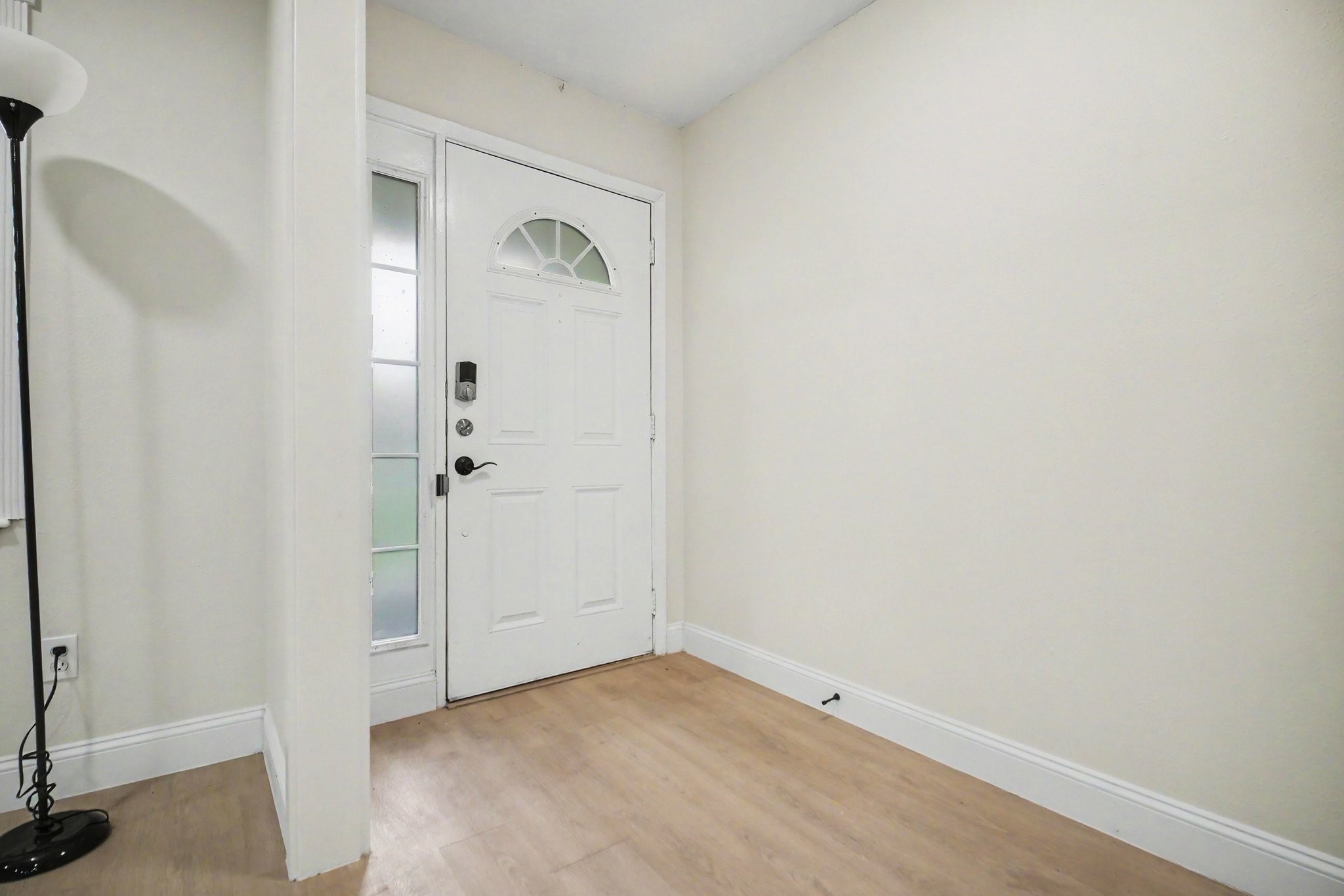 9323 Meadowbriar Lane Property Photo 6