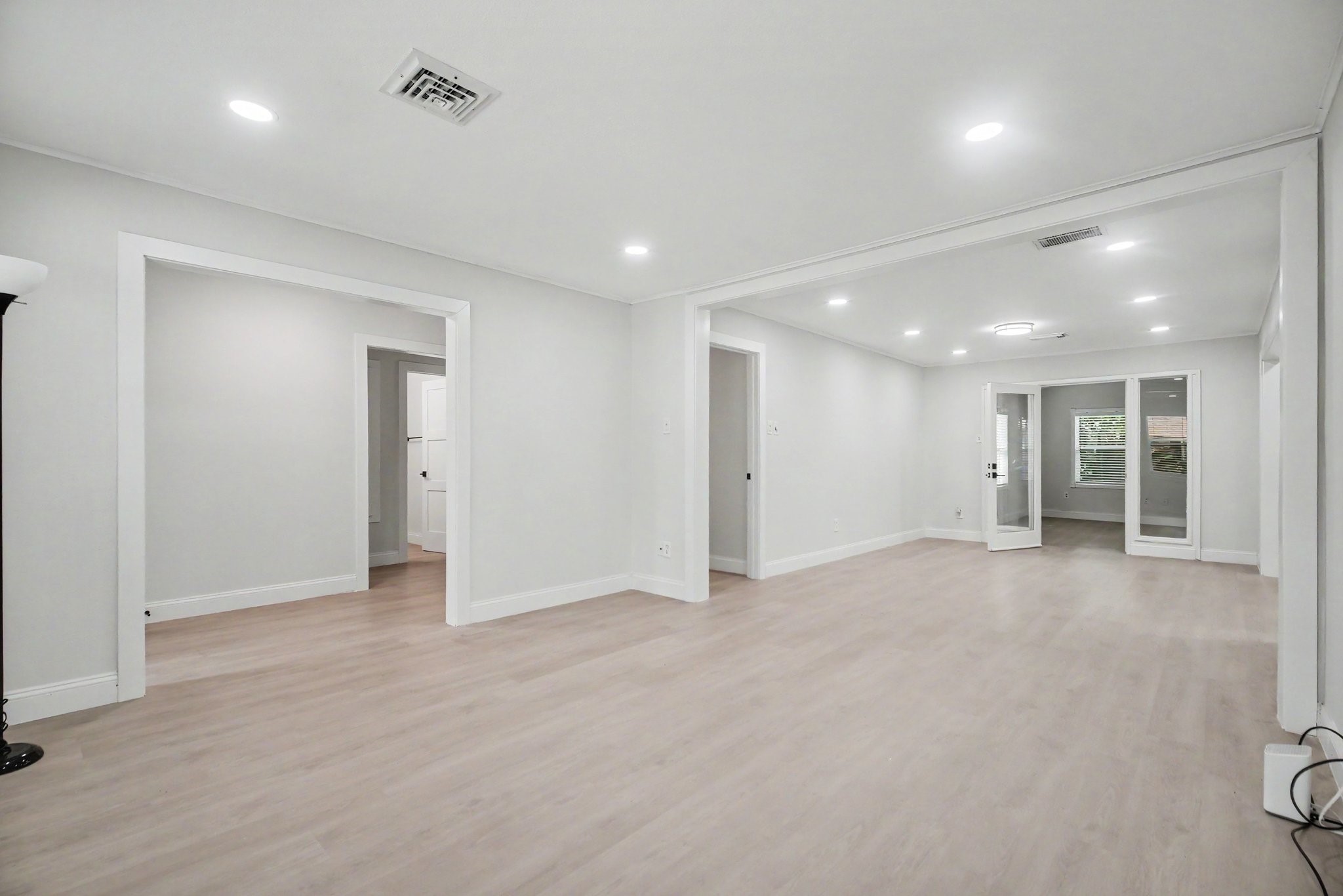 9323 Meadowbriar Lane Property Photo 16