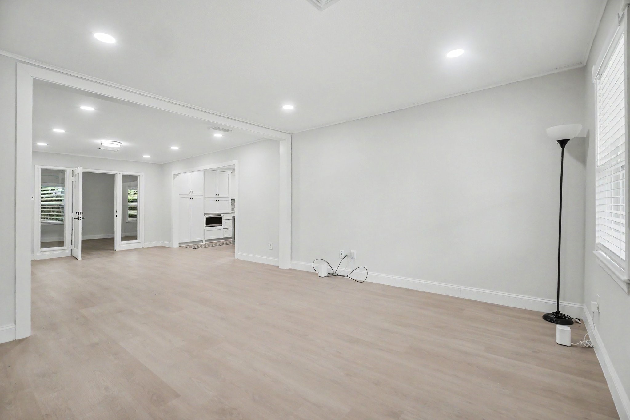 9323 Meadowbriar Lane Property Photo 20
