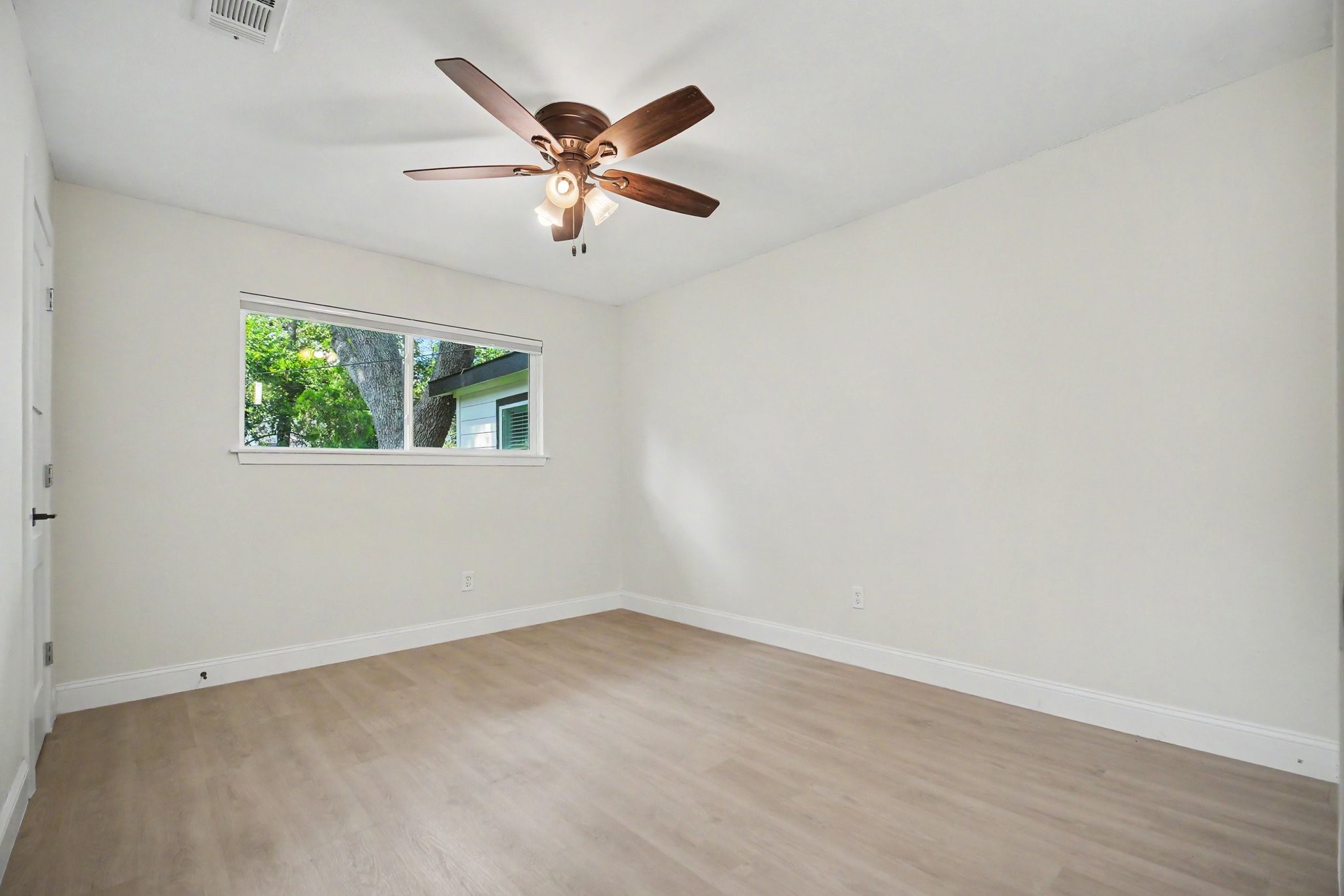 9323 Meadowbriar Lane Property Photo 30
