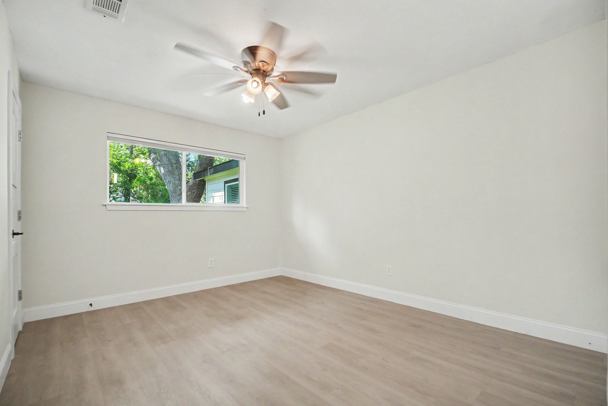 9323 Meadowbriar Lane Property Photo 31