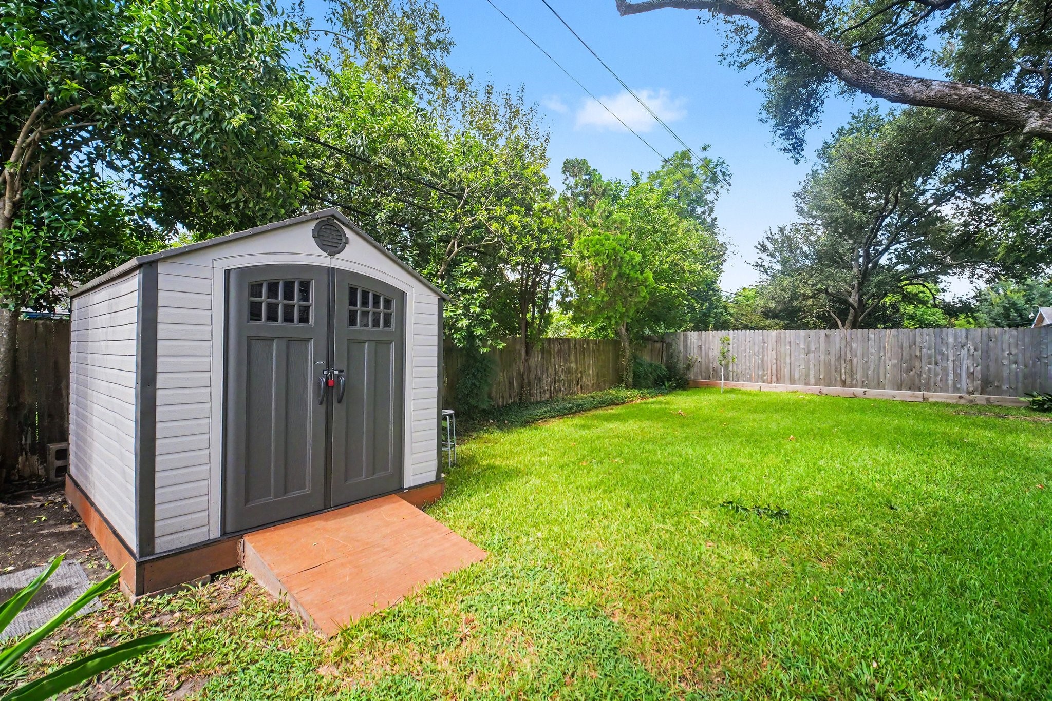 9323 Meadowbriar Lane Property Photo 35