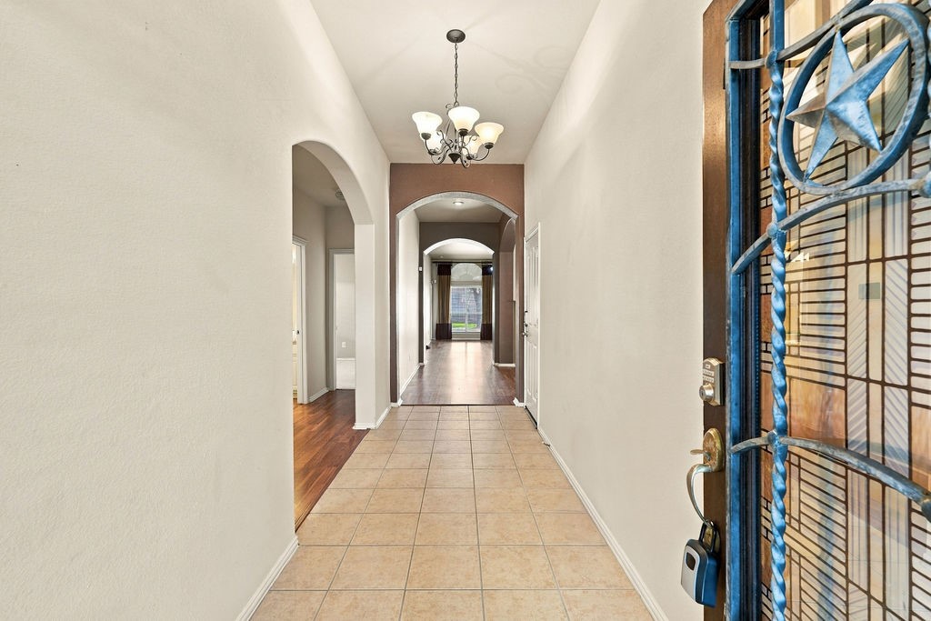 2929 Meridian Bay Lane Property Photo 4