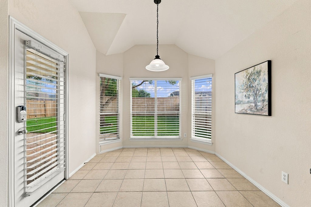 2929 Meridian Bay Lane Property Photo 14