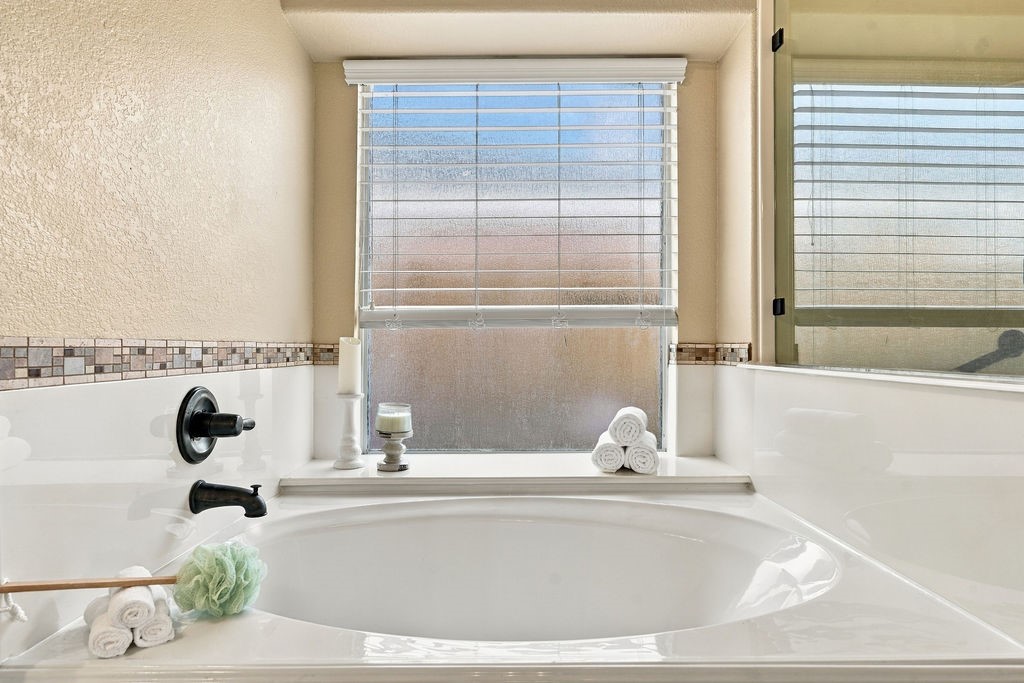 2929 Meridian Bay Lane Property Photo 28