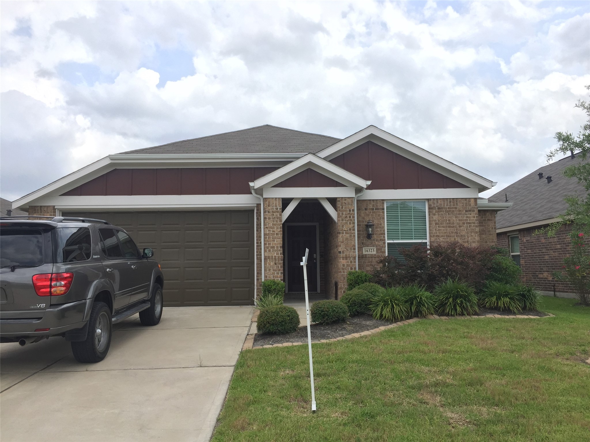 16323 Hillside Garden Lane Property Photo 1
