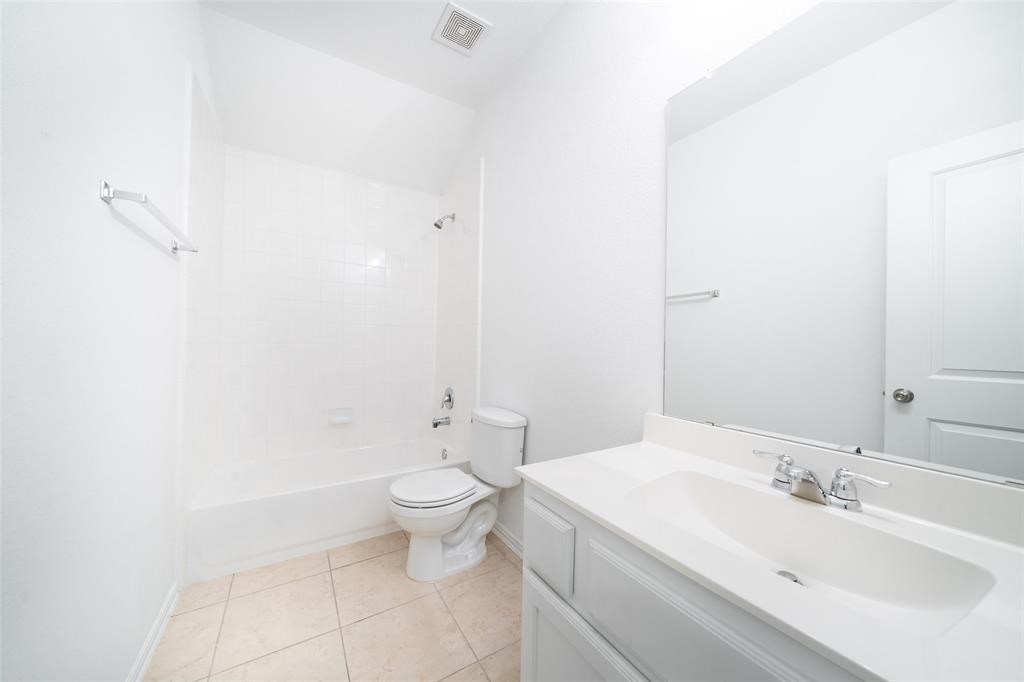 16323 Hillside Garden Lane Property Photo 6