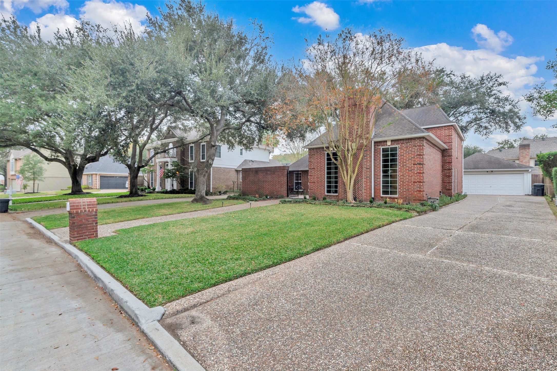 1127 Barkston Drive Property Photo 4