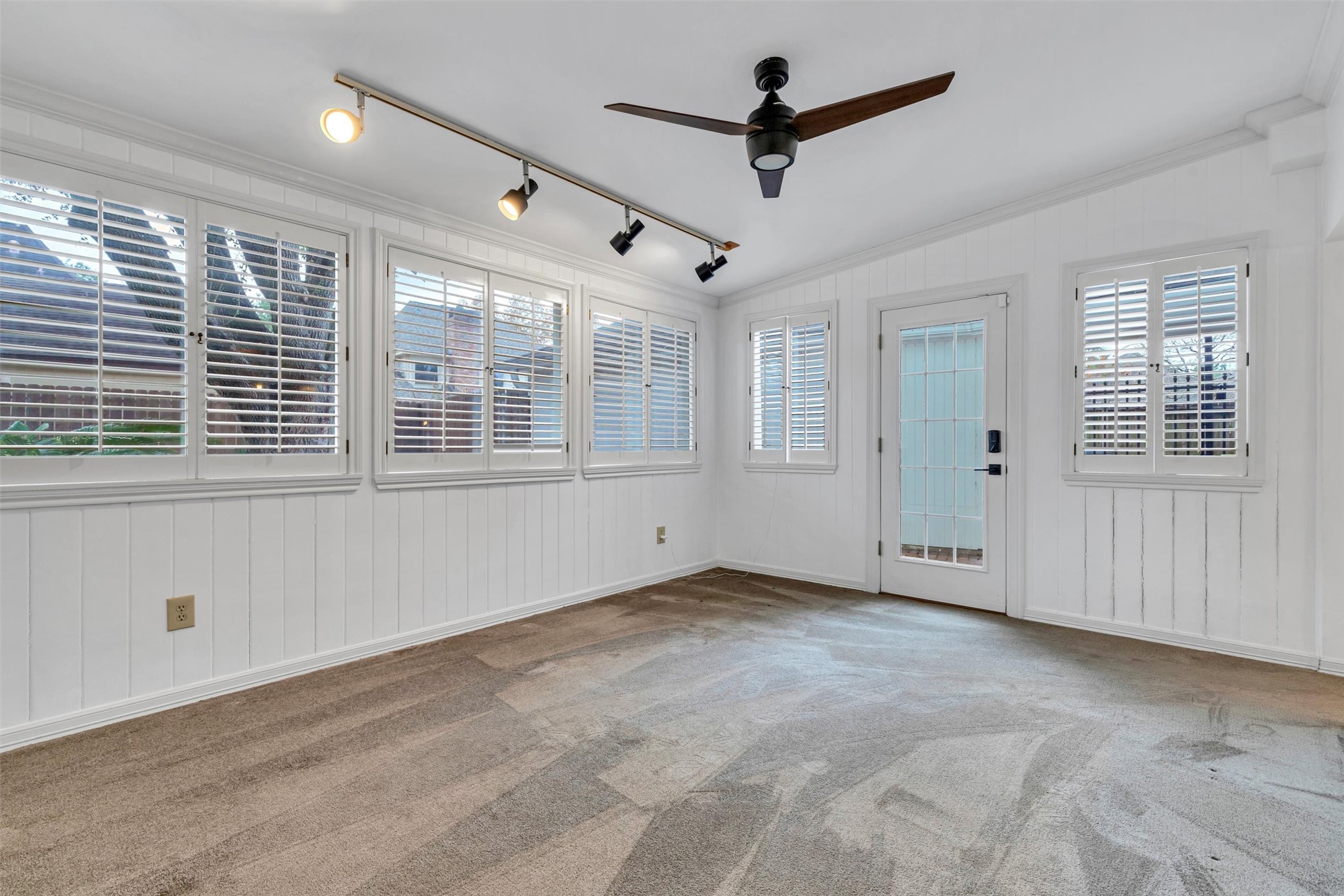 1127 Barkston Drive Property Photo 41