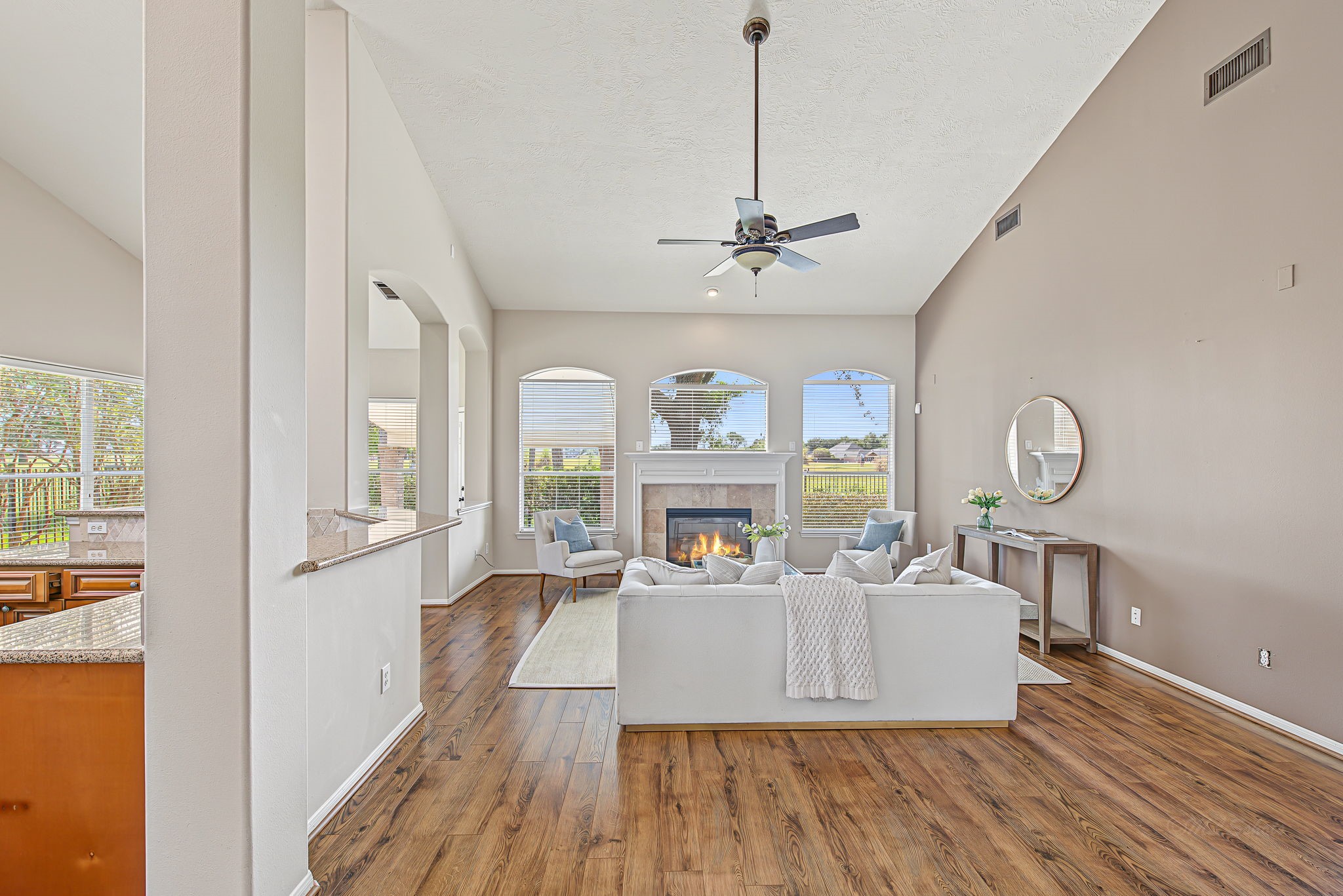 24539 Pelican Hill Drive Property Photo 6