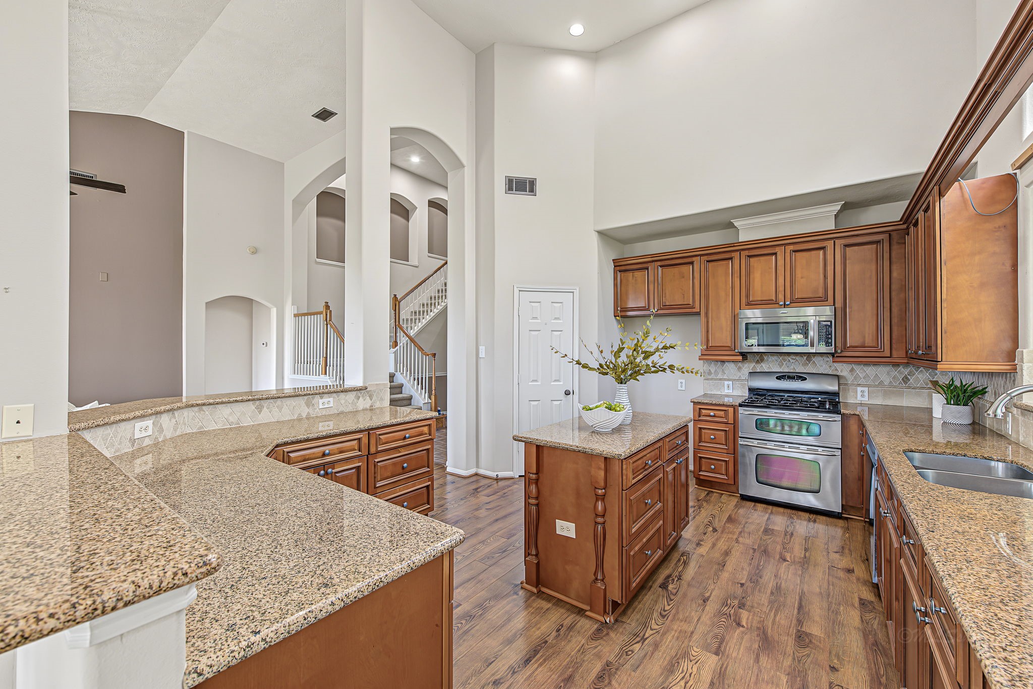 24539 Pelican Hill Drive Property Photo 12