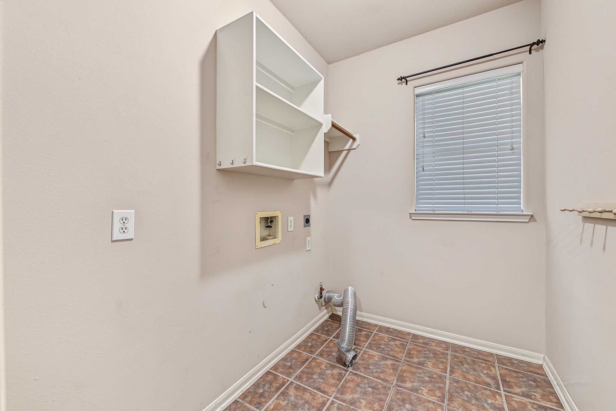 24539 Pelican Hill Drive Property Photo 23
