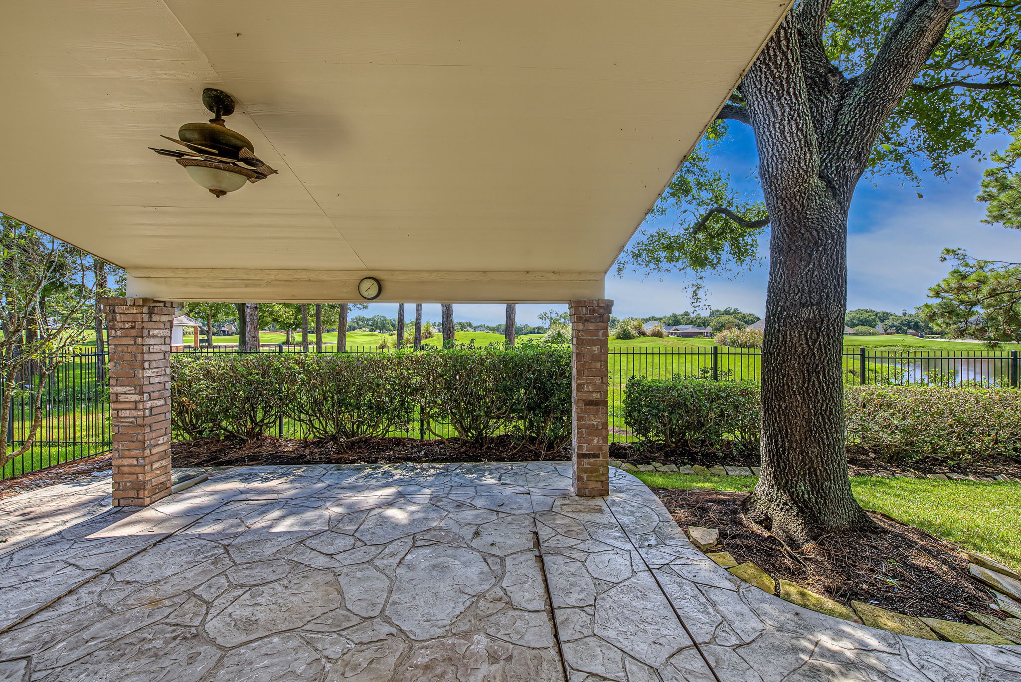 24539 Pelican Hill Drive Property Photo 32