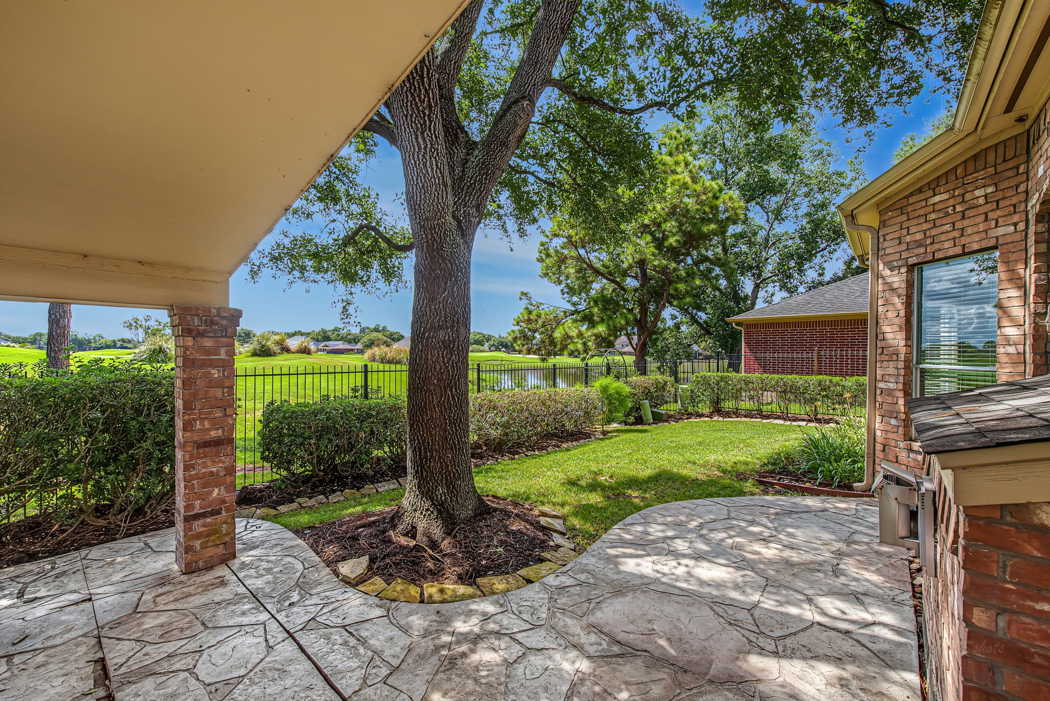 24539 Pelican Hill Drive Property Photo 33