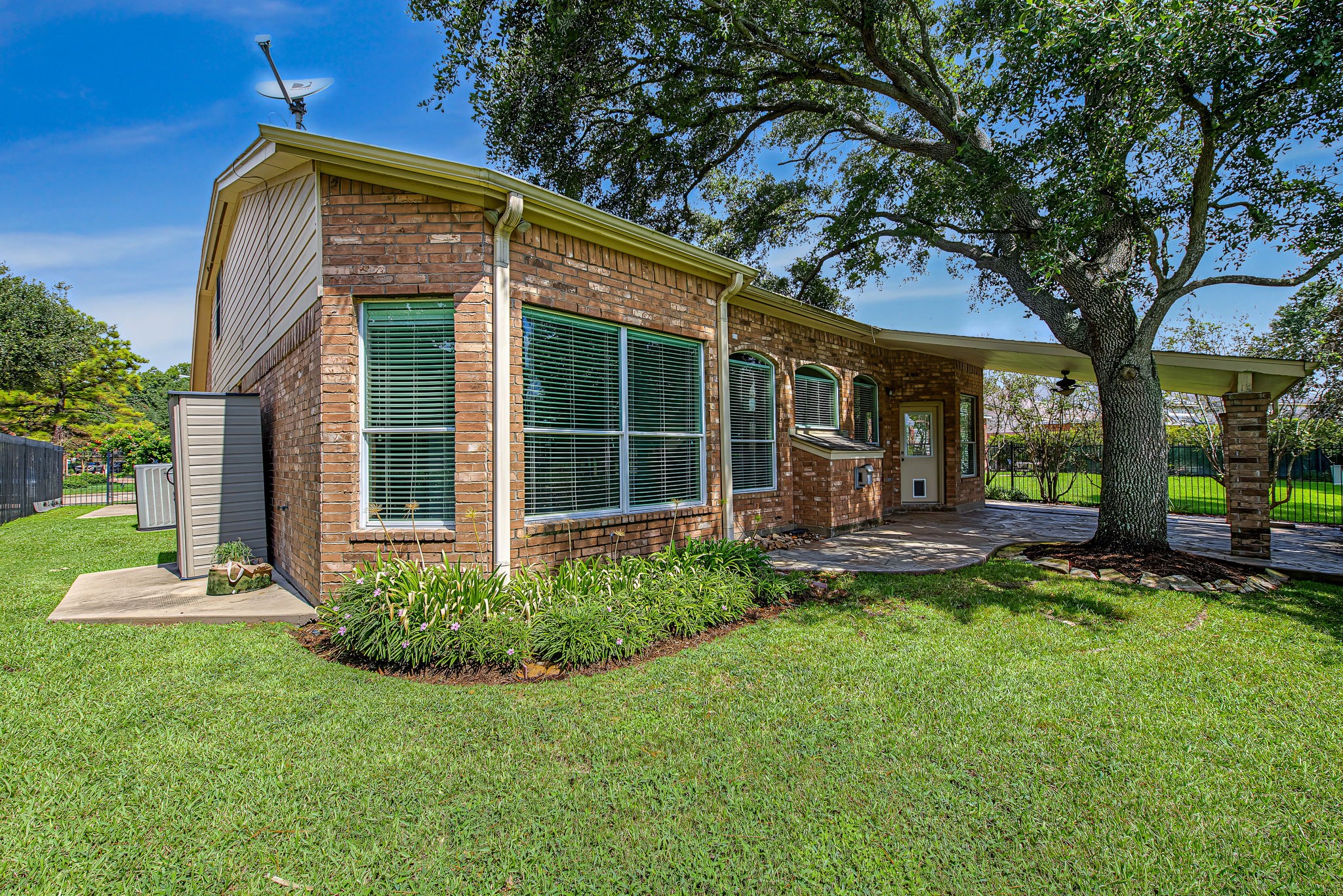 24539 Pelican Hill Drive Property Photo 36