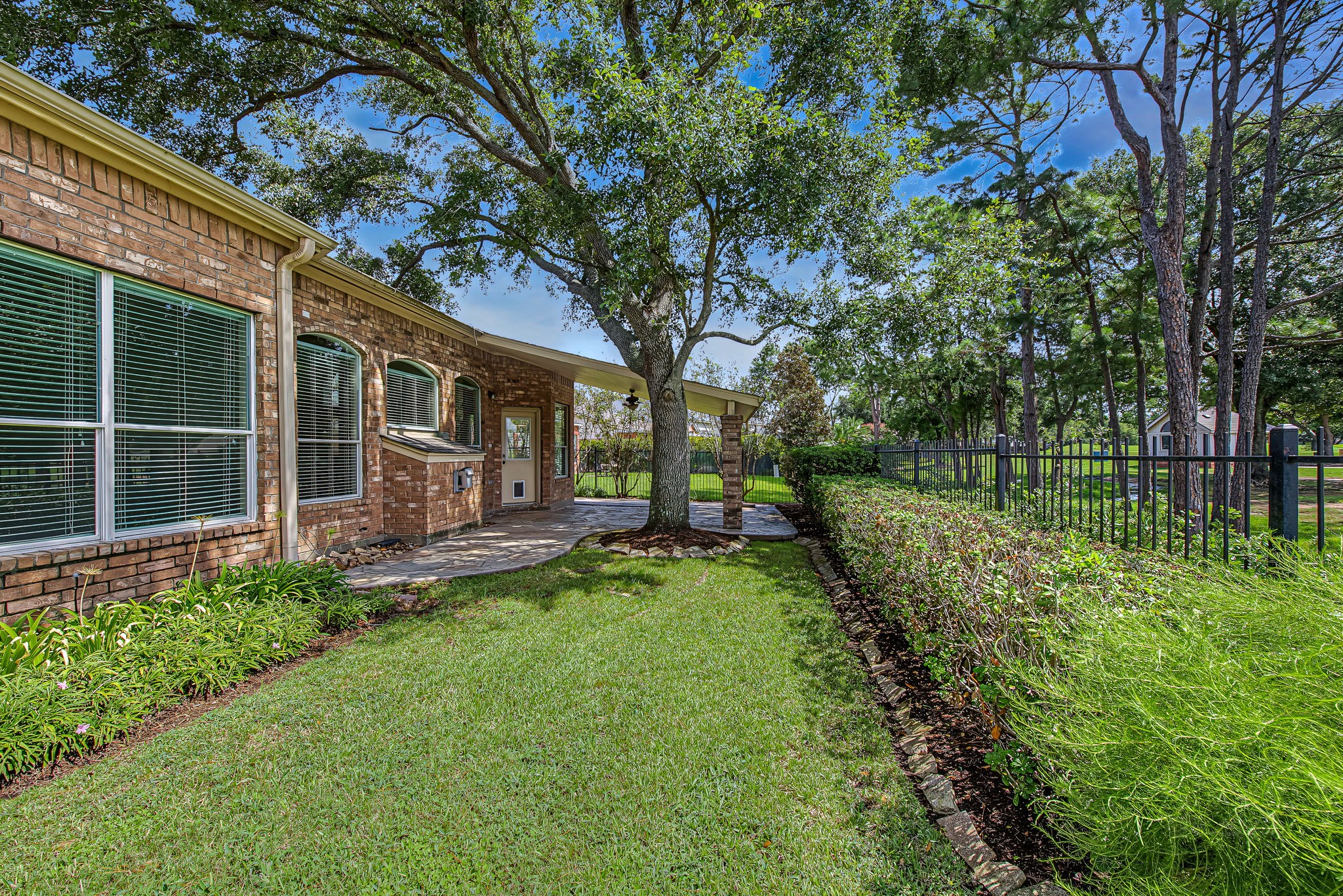 24539 Pelican Hill Drive Property Photo 37