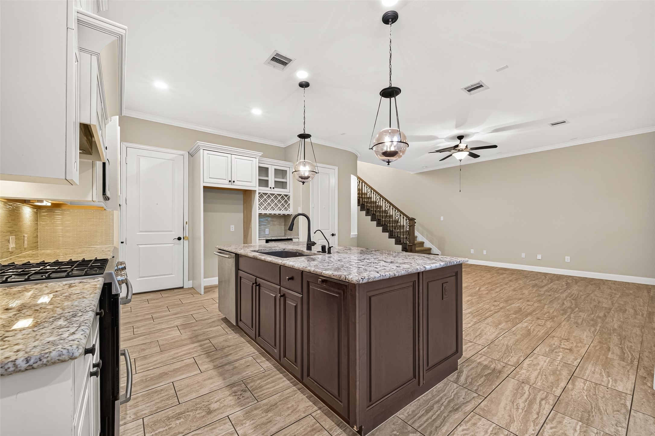23 Dylan Branch Drive Property Photo 12