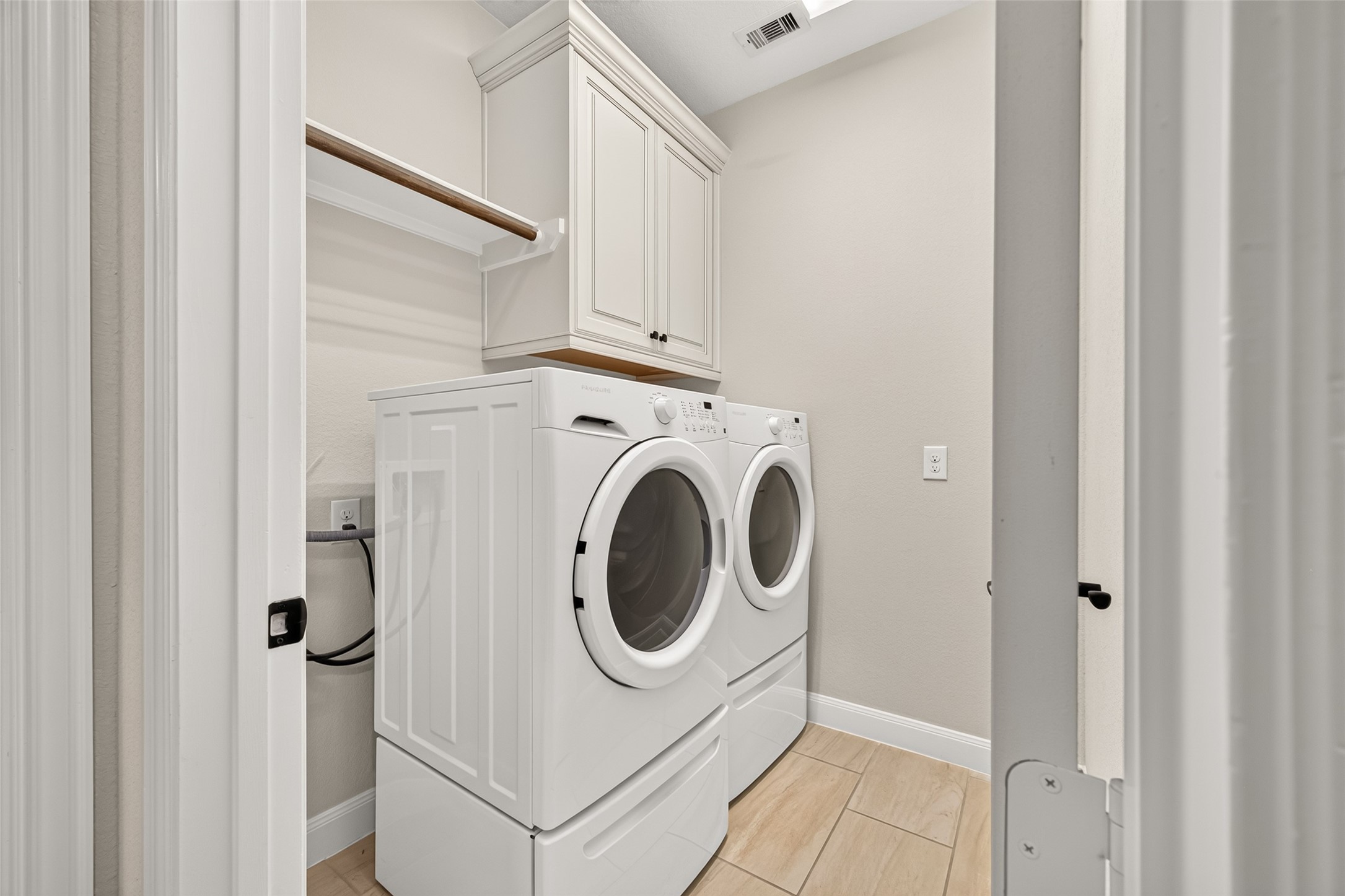 23 Dylan Branch Drive Property Photo 17