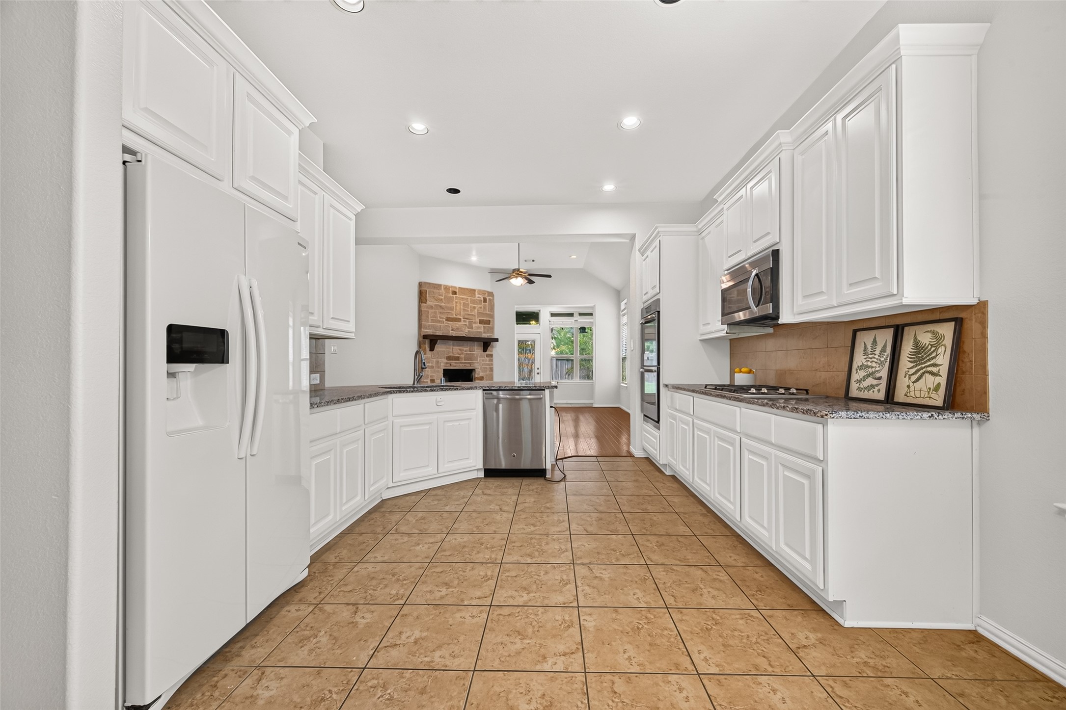 8155 Laughing Falcon Trail Property Photo 18