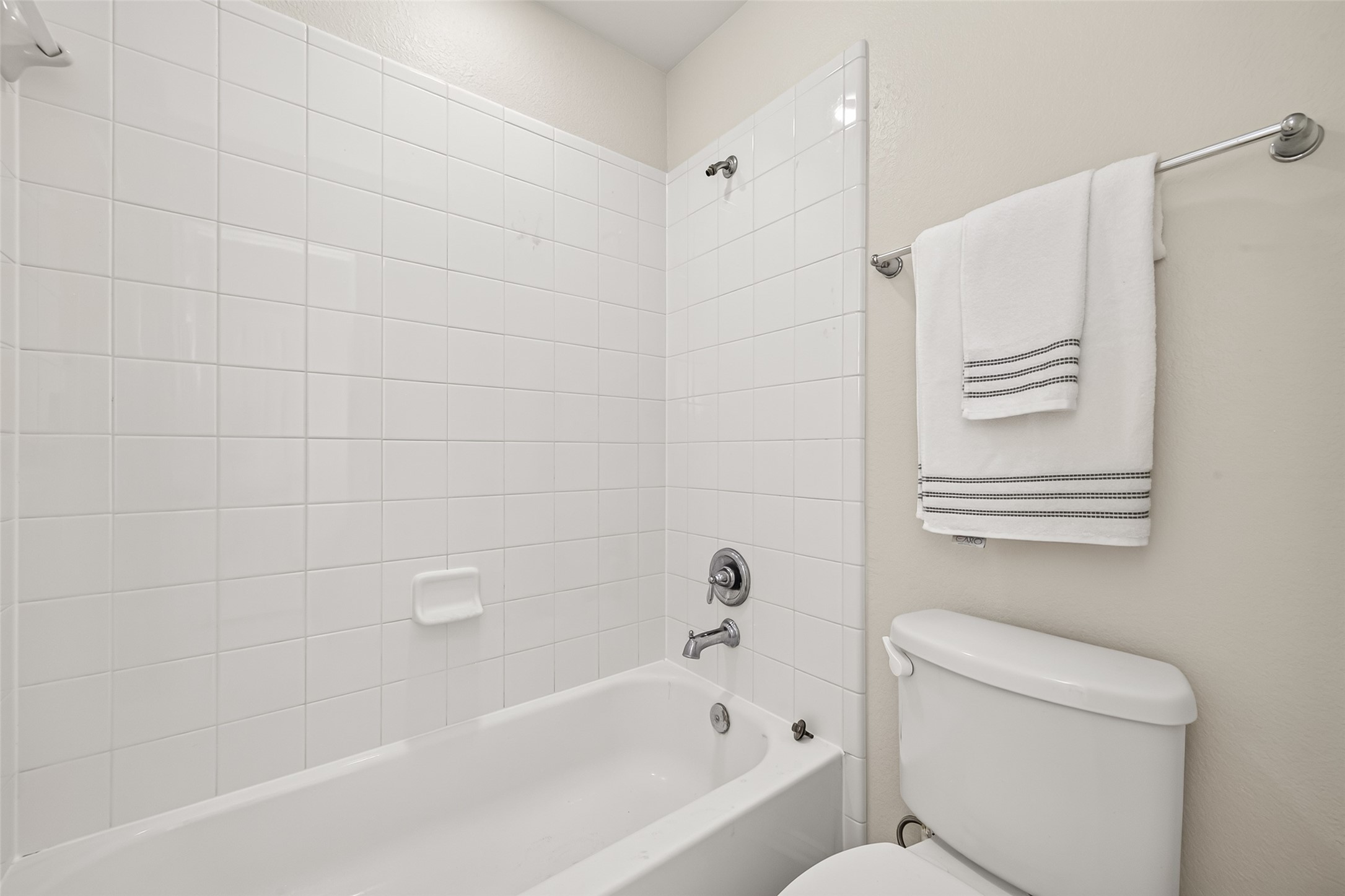 8155 Laughing Falcon Trail Property Photo 40