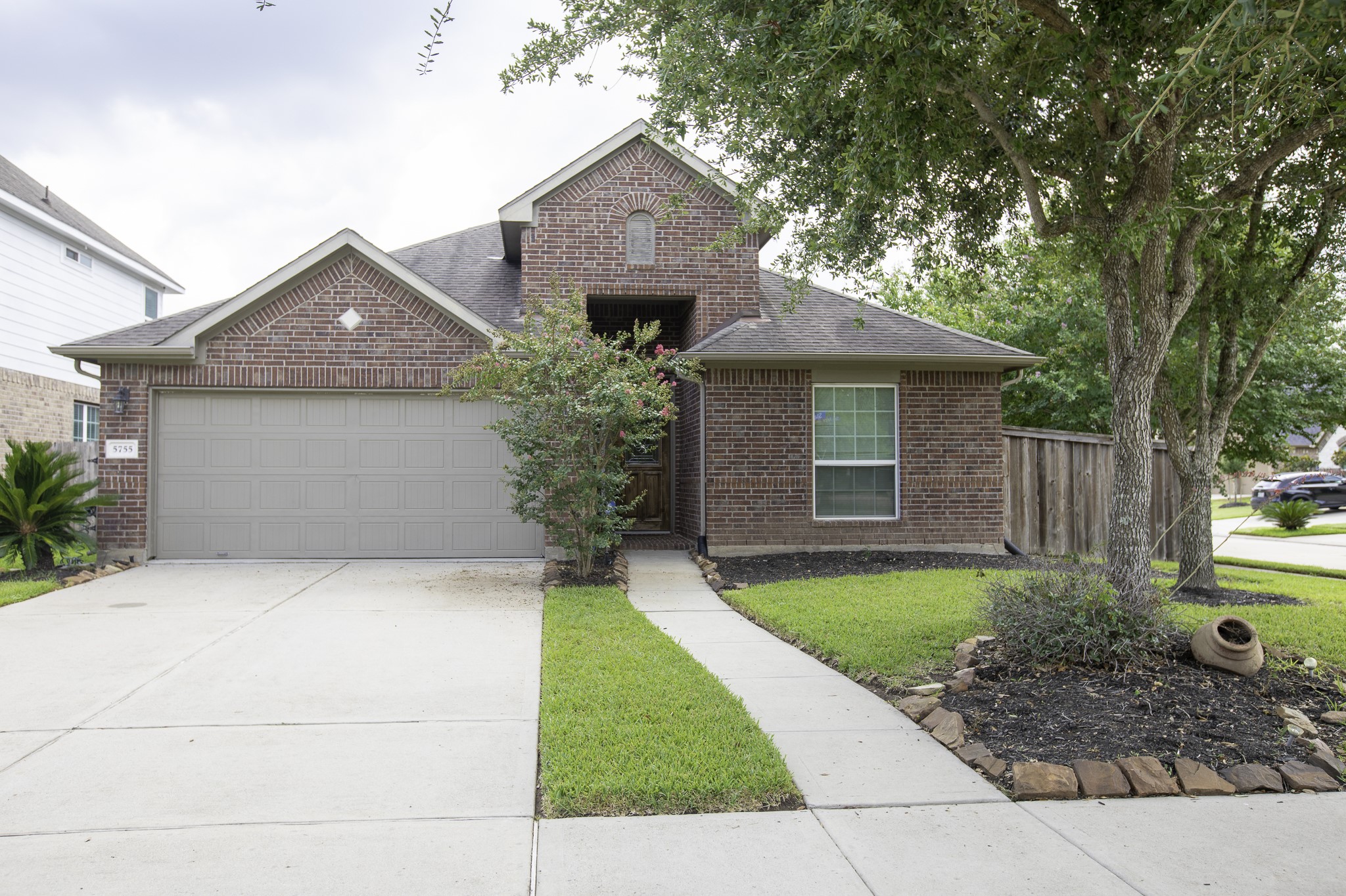 5755 Slate Valley Court Property Photo 1