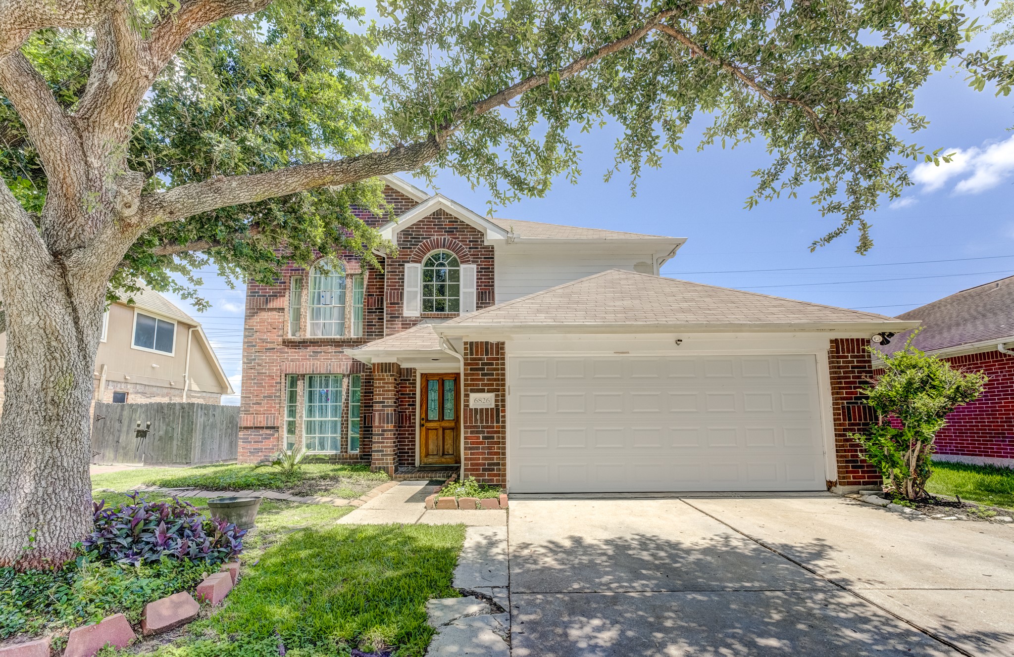 6826 River Bluff Drive Property Photo 1