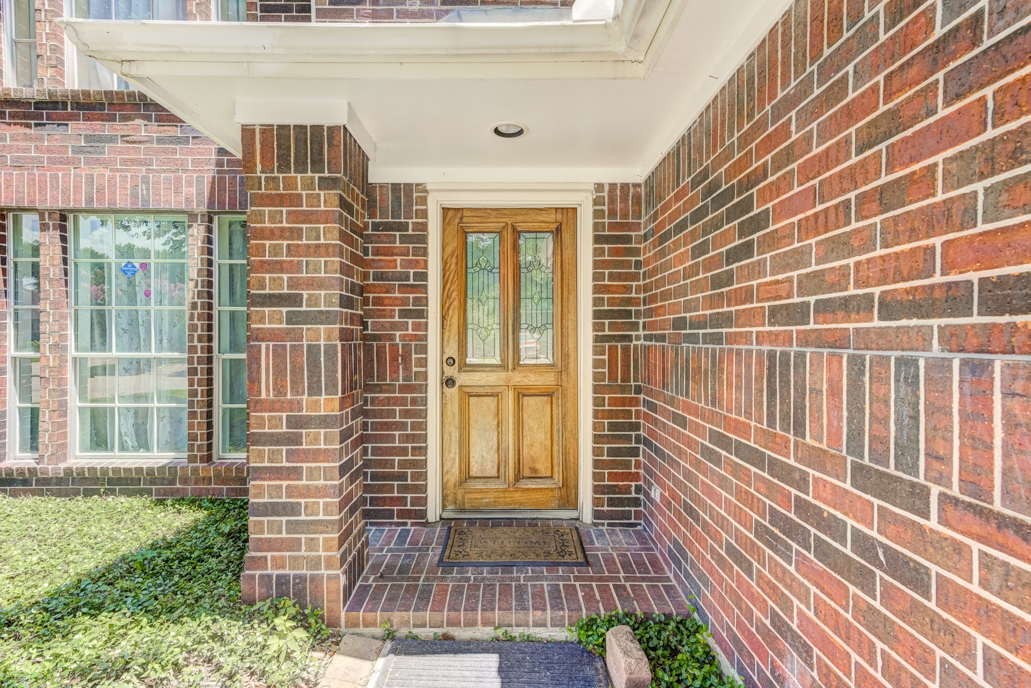 6826 River Bluff Drive Property Photo 5