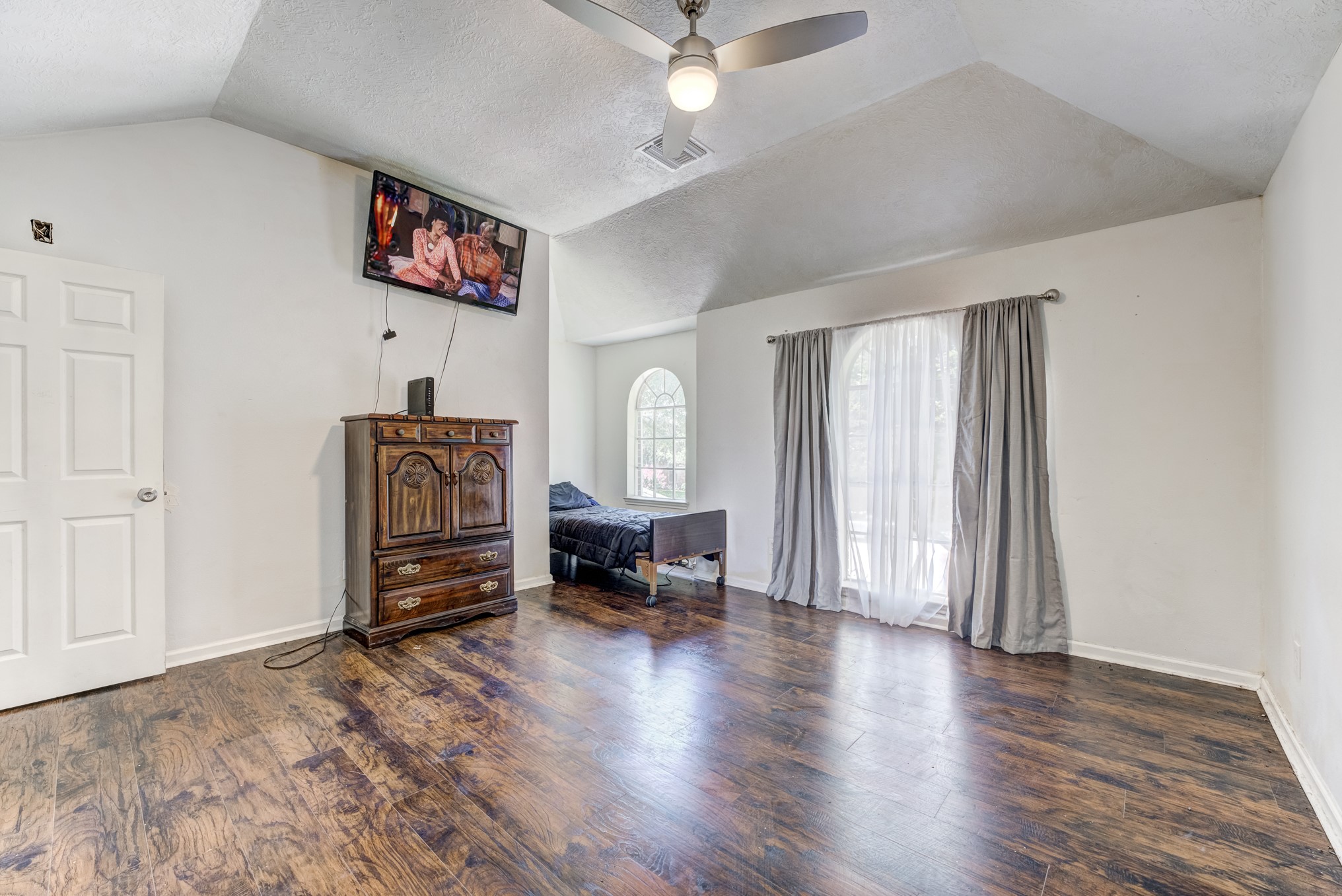 6826 River Bluff Drive Property Photo 24