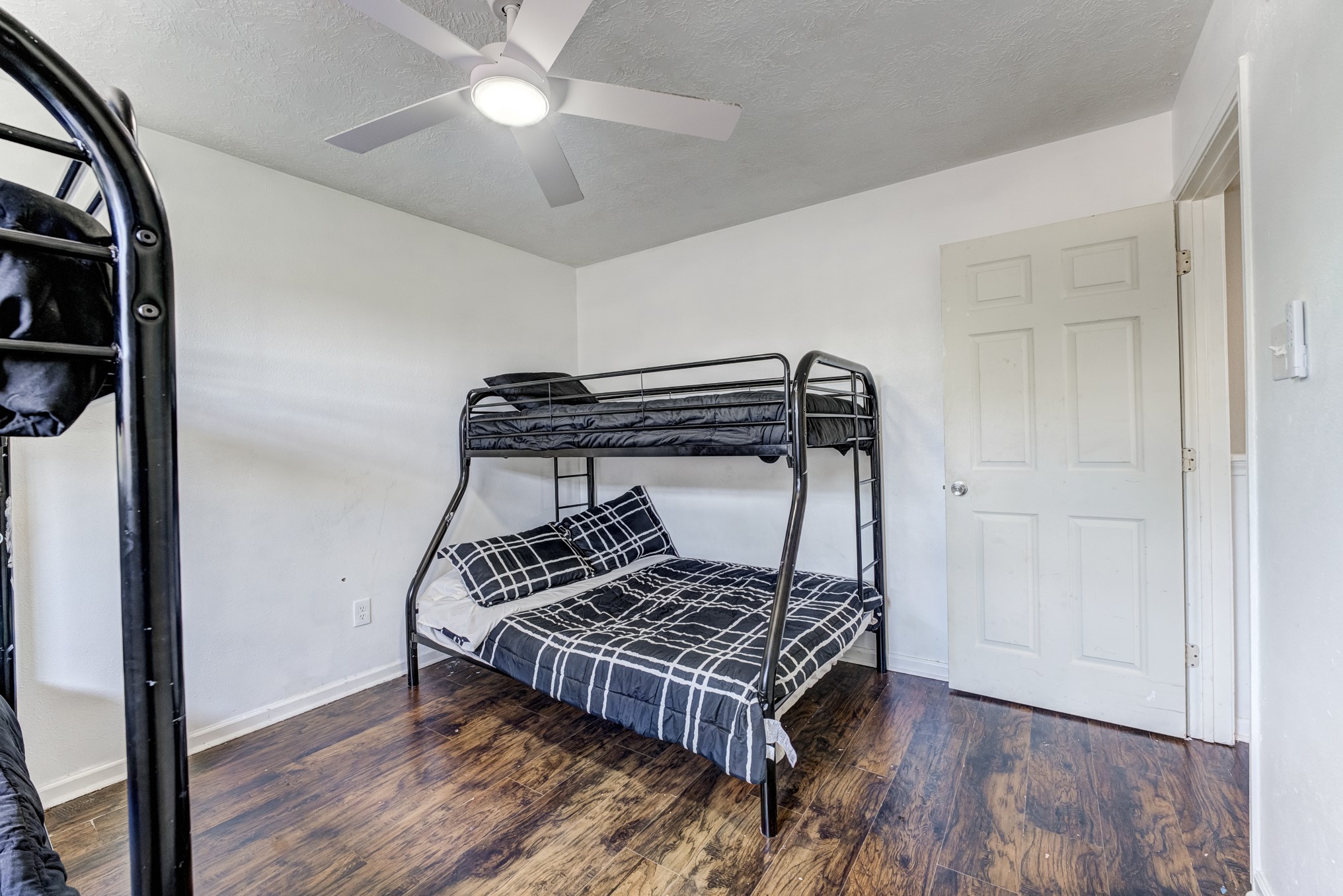 6826 River Bluff Drive Property Photo 34