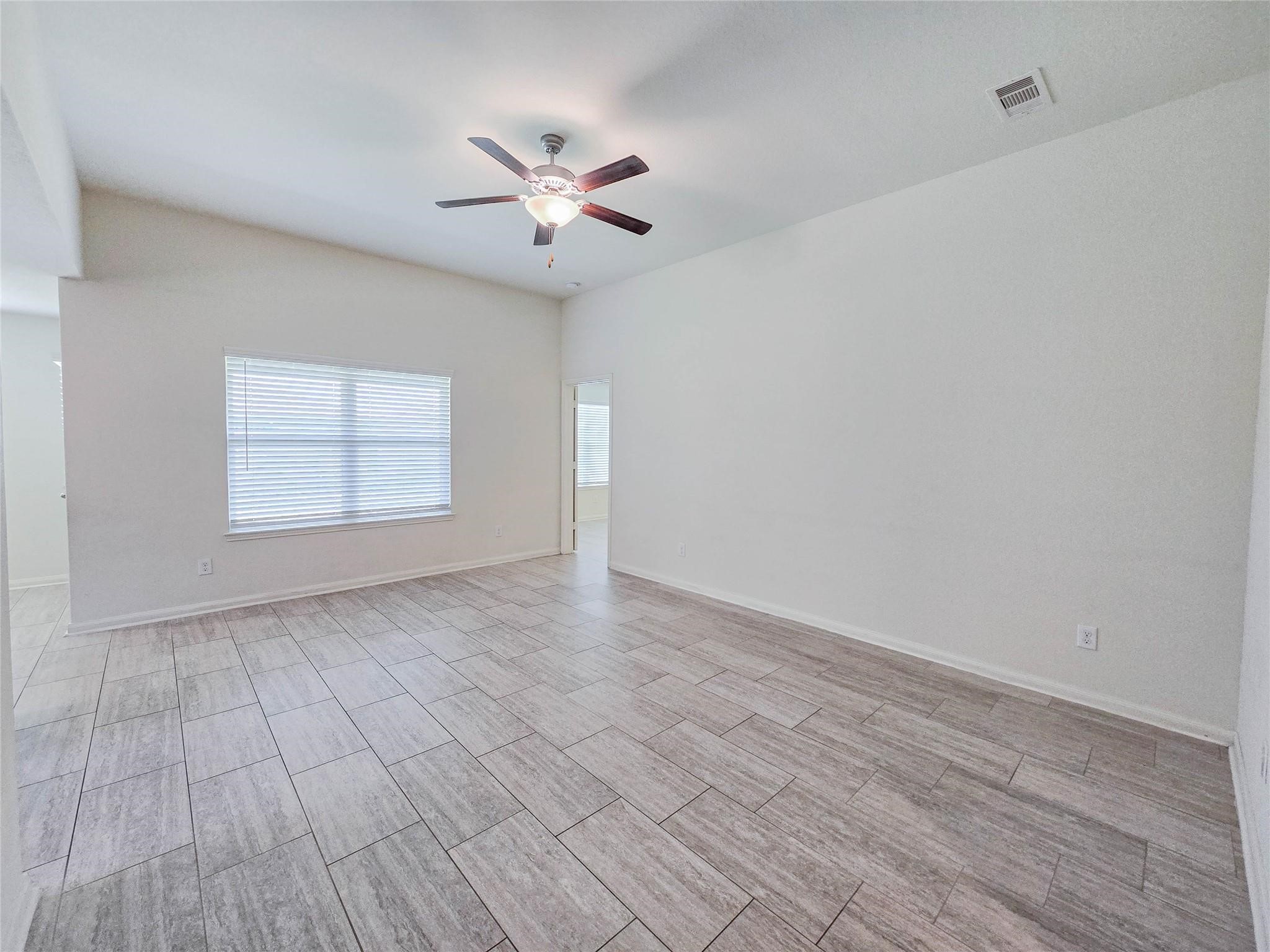 332 Lone Mountain Drive Property Photo 4
