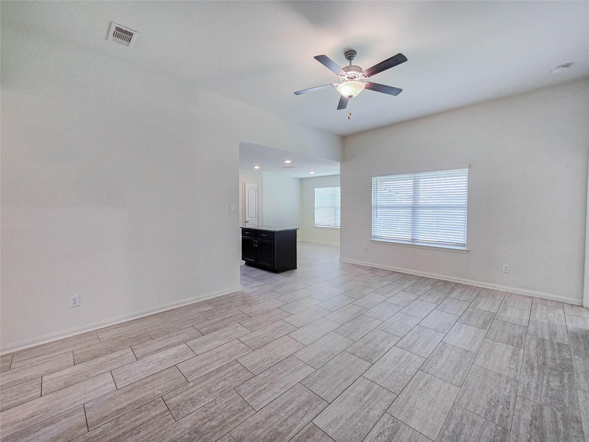 332 Lone Mountain Drive Property Photo 5