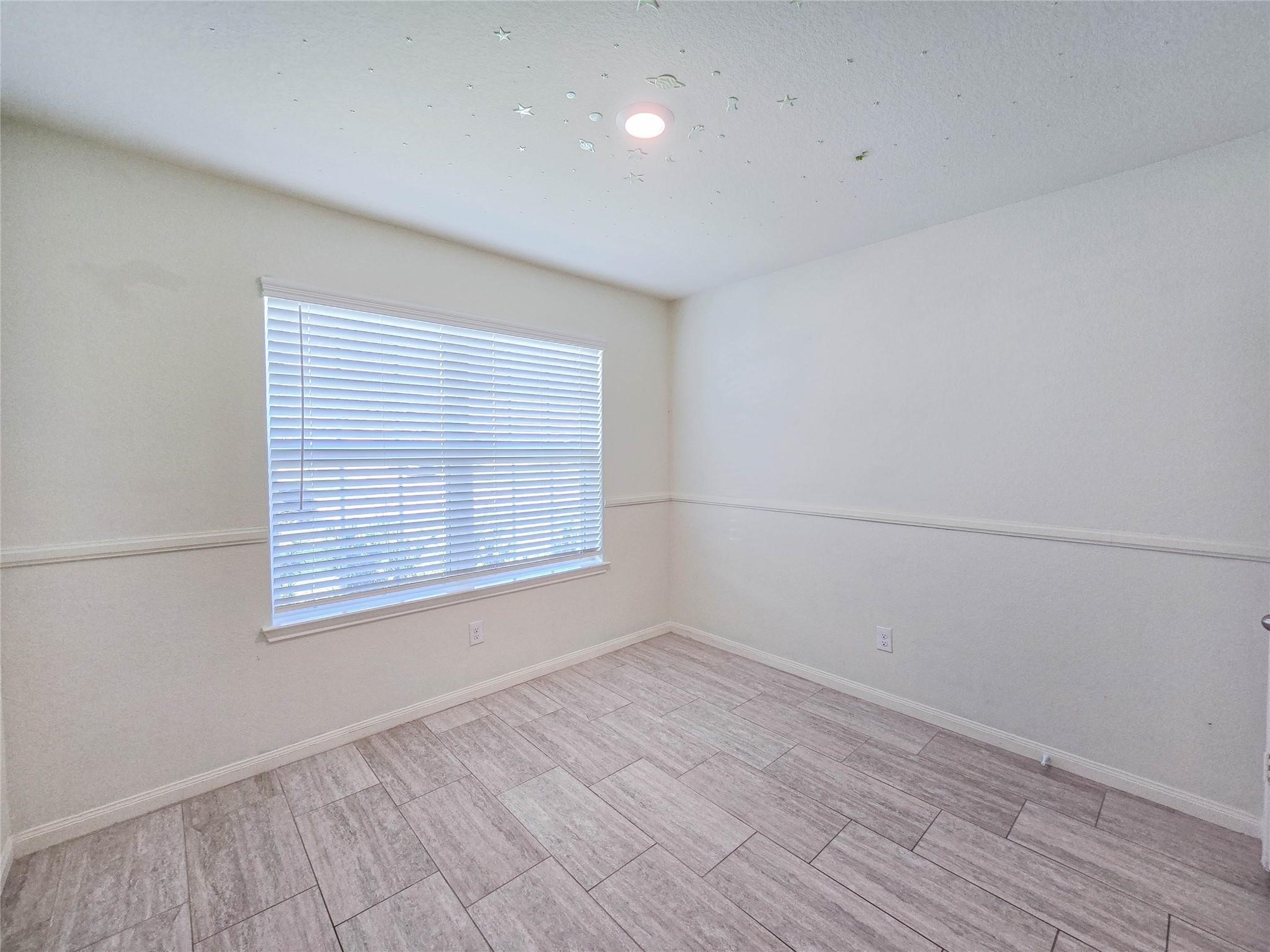 332 Lone Mountain Drive Property Photo 19