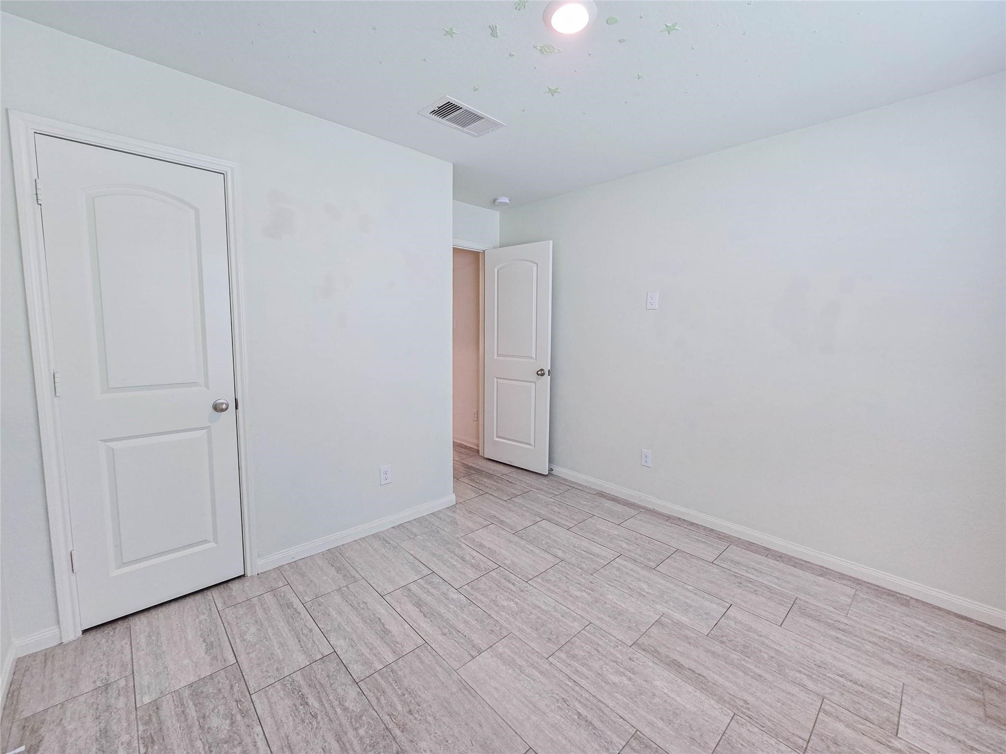 332 Lone Mountain Drive Property Photo 20