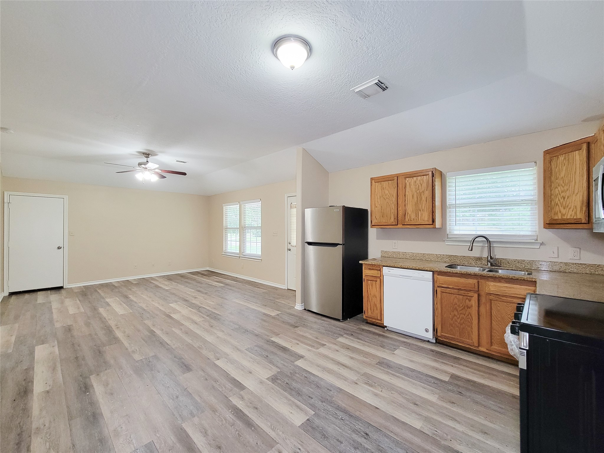 12700 Royal Green Drive Property Photo 5