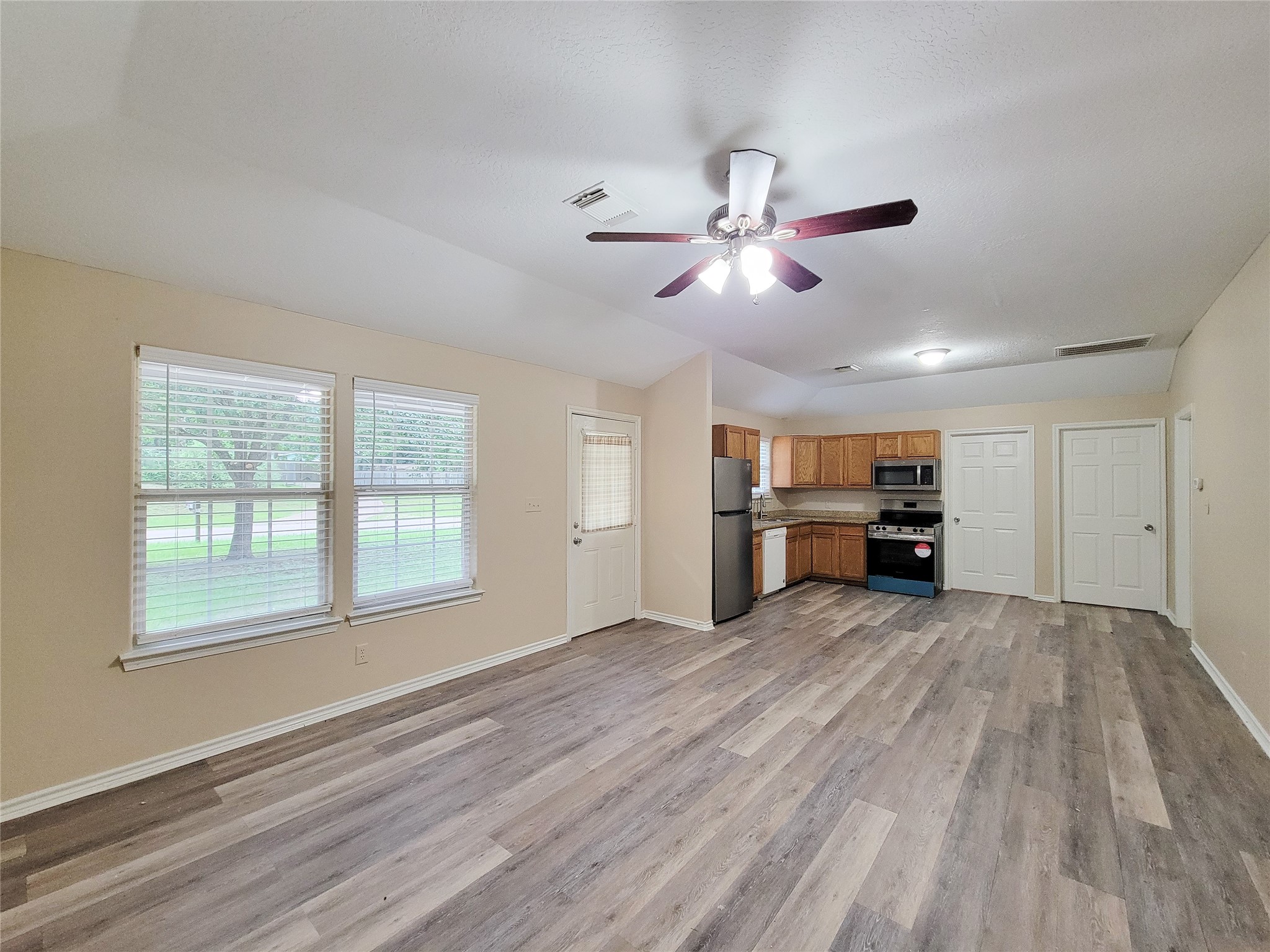 12700 Royal Green Drive Property Photo 12