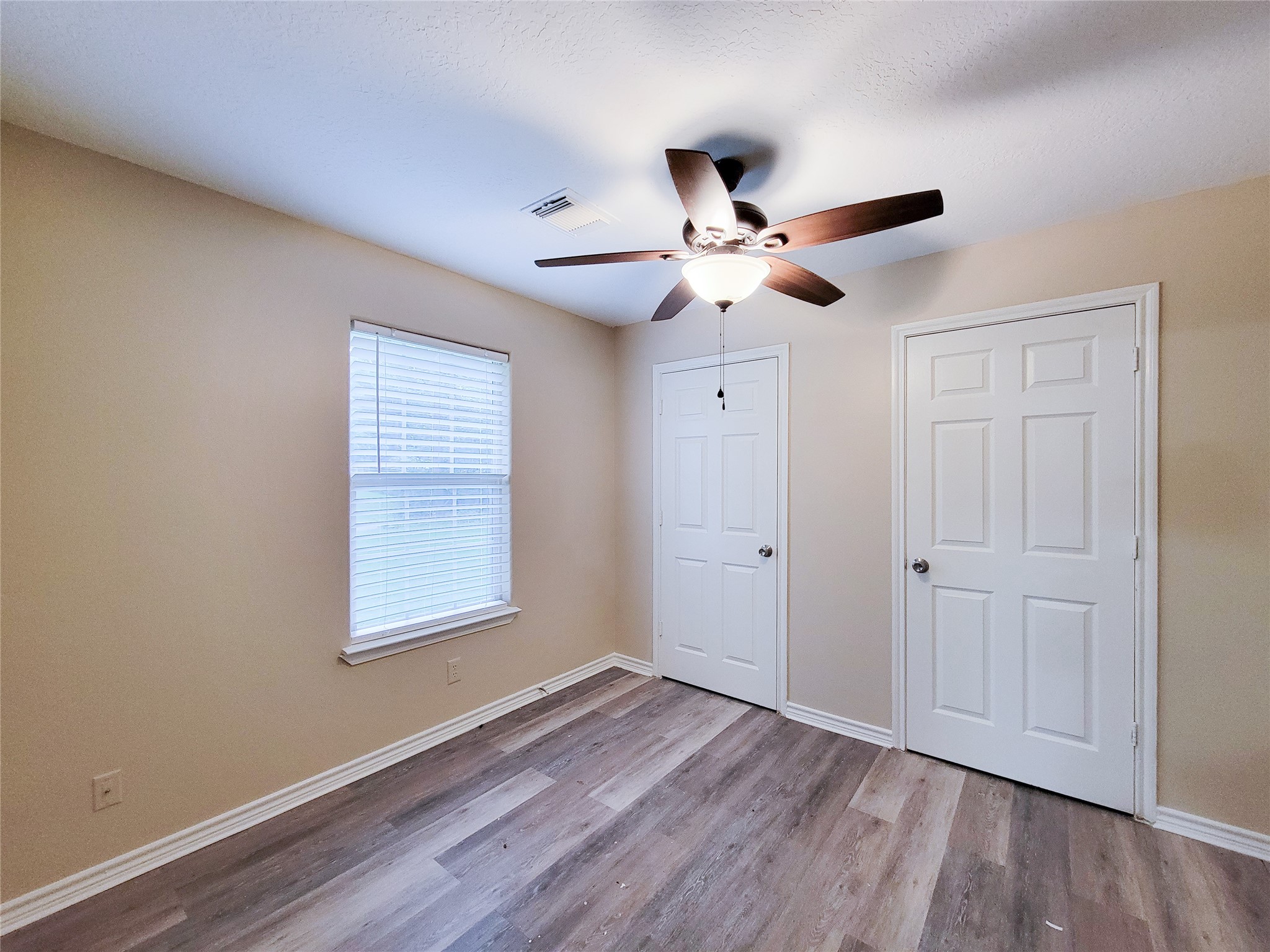12700 Royal Green Drive Property Photo 13