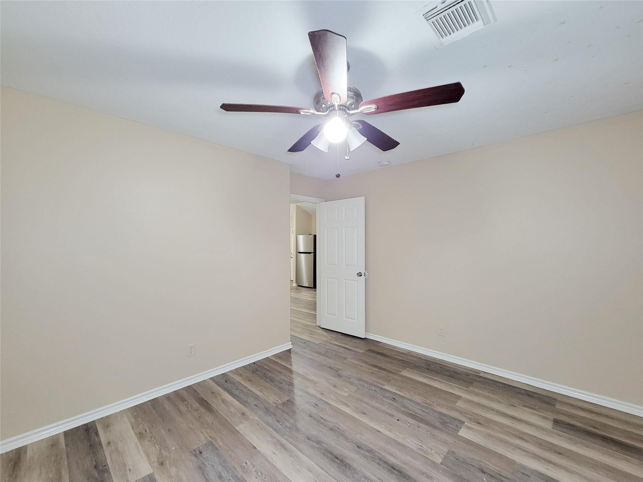 12700 Royal Green Drive Property Photo 17