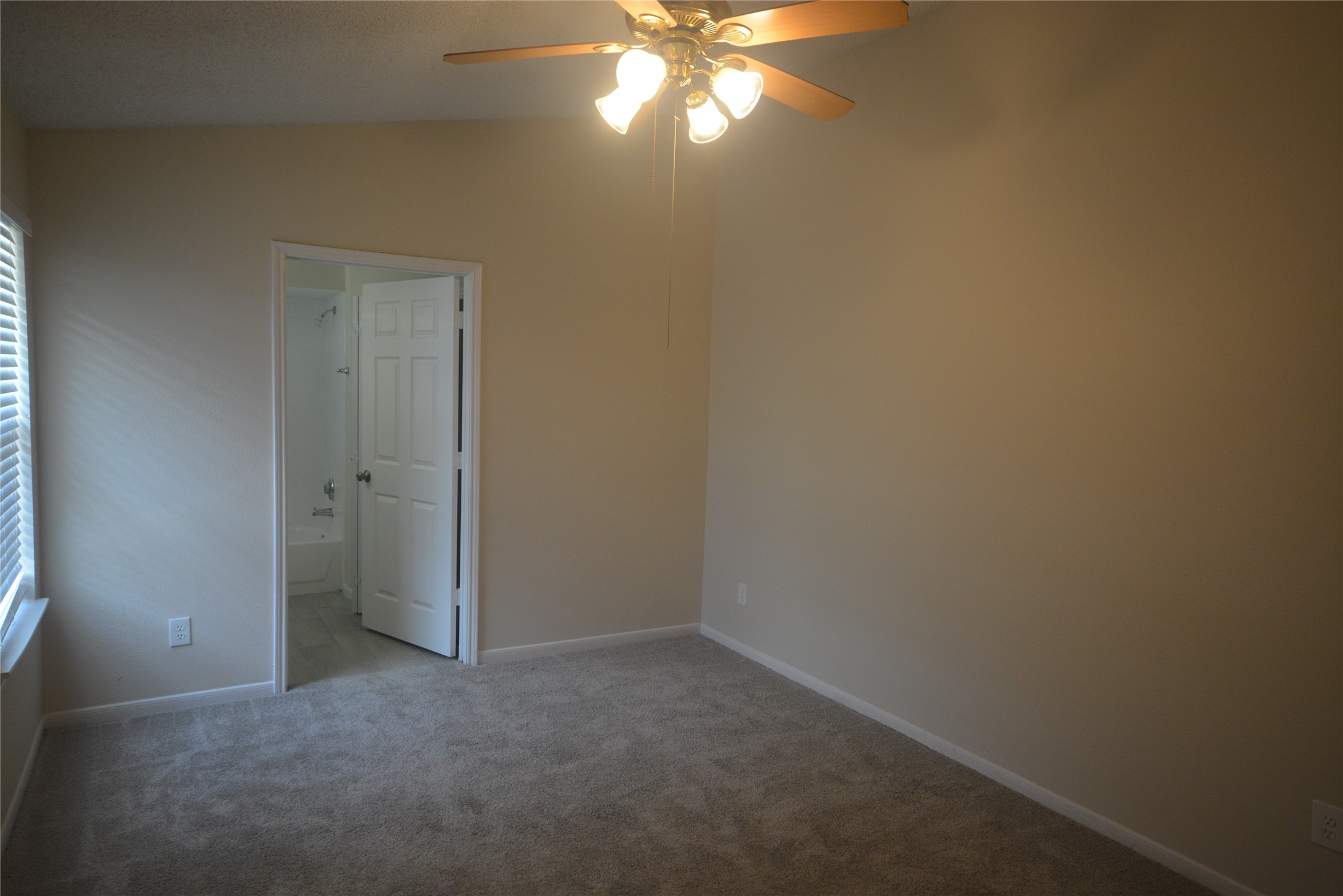 7723 Ellis Drive Property Photo 9