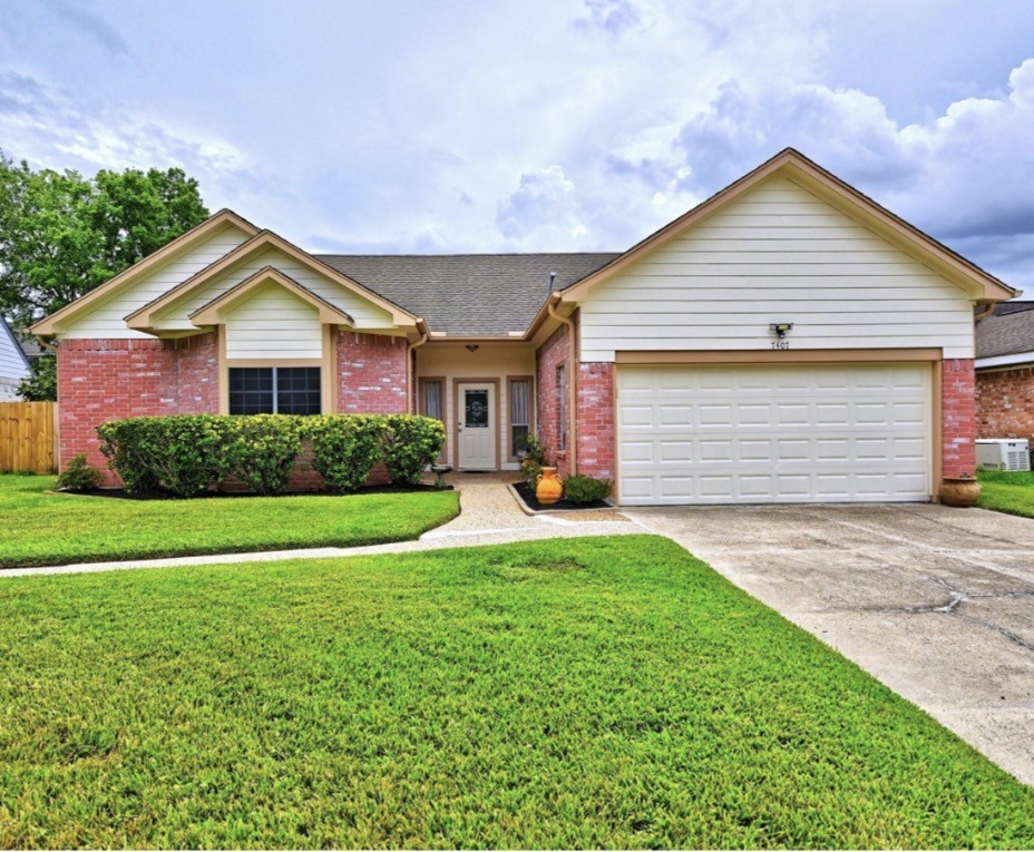 7407 Creekfield Drive Property Photo