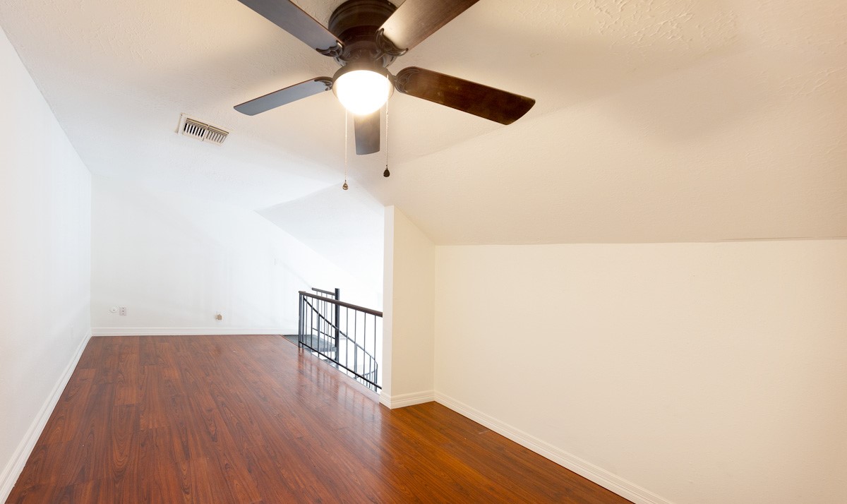 15102 Sheffield Terrace Property Photo 11