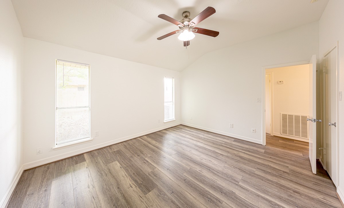 15102 Sheffield Terrace Property Photo 23