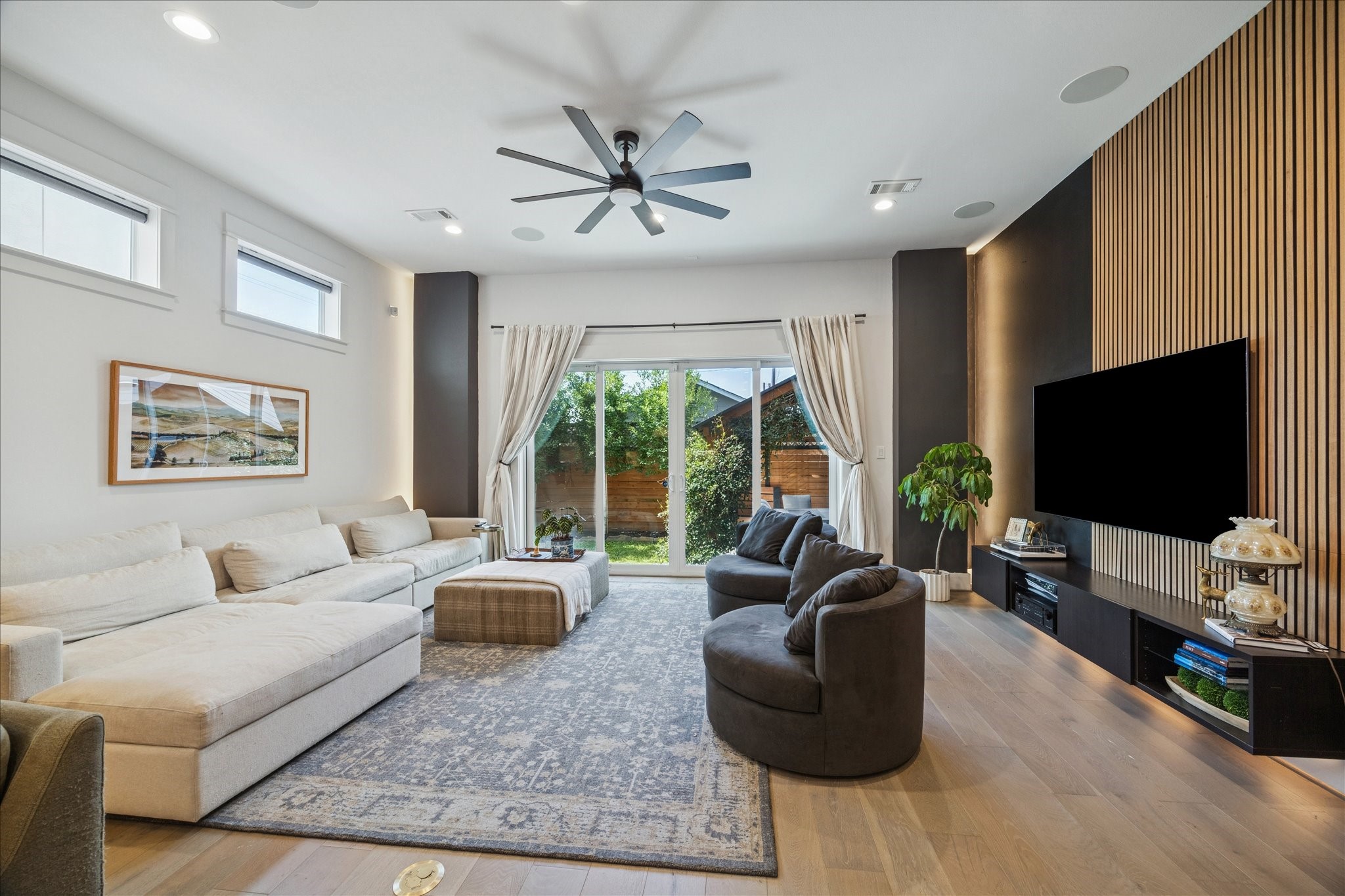 1311 Laird Street Property Photo 12
