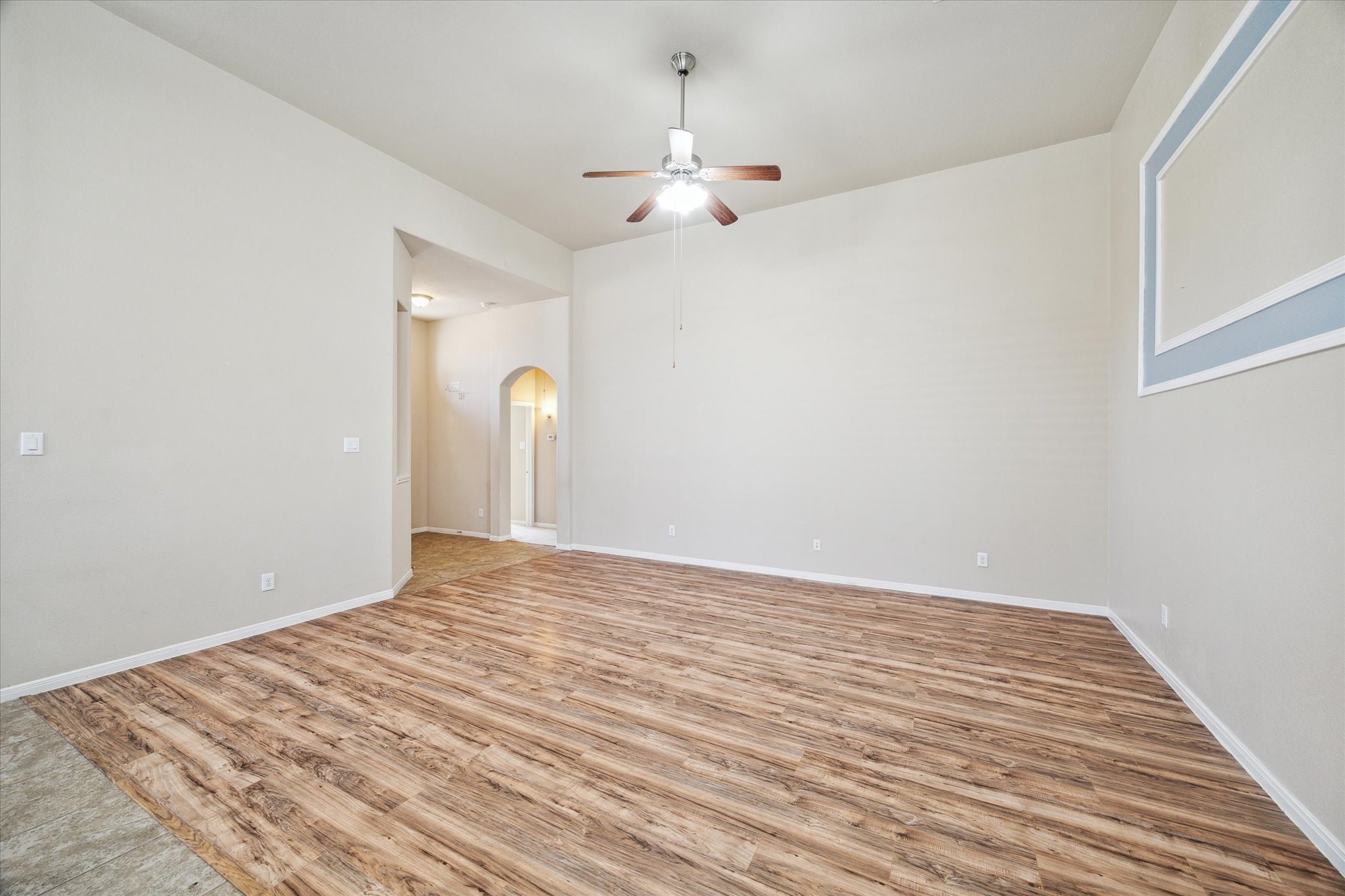 22582 Valley Canyon Lane Property Photo 5