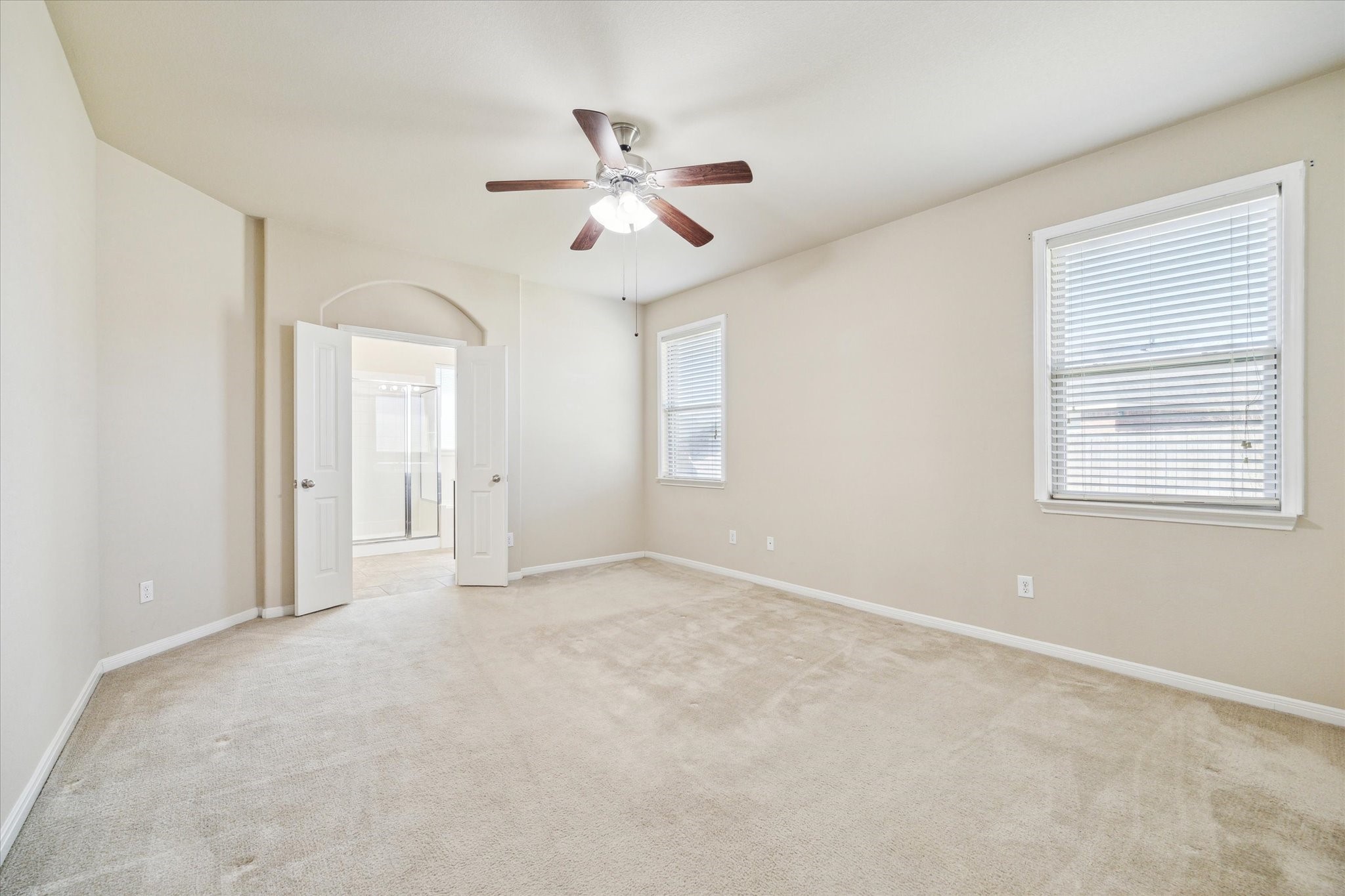 22582 Valley Canyon Lane Property Photo 9