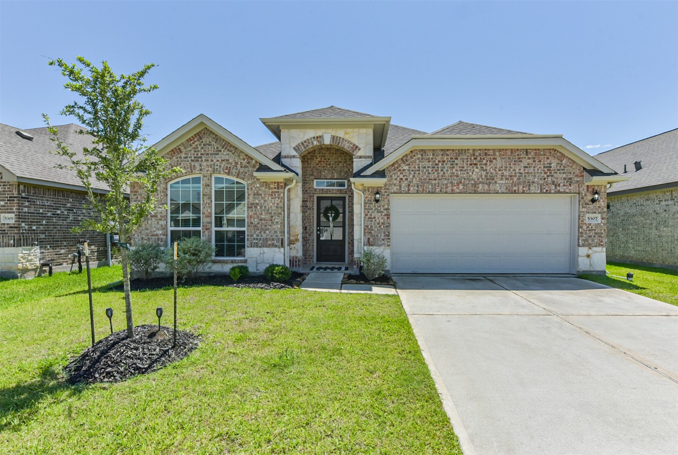 5307 Cascade Court Property Photo 1