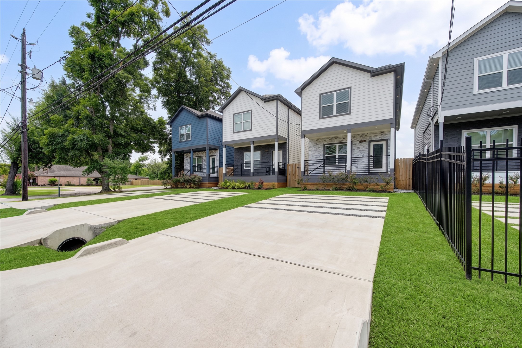 1829 Dewalt Street Property Photo 4