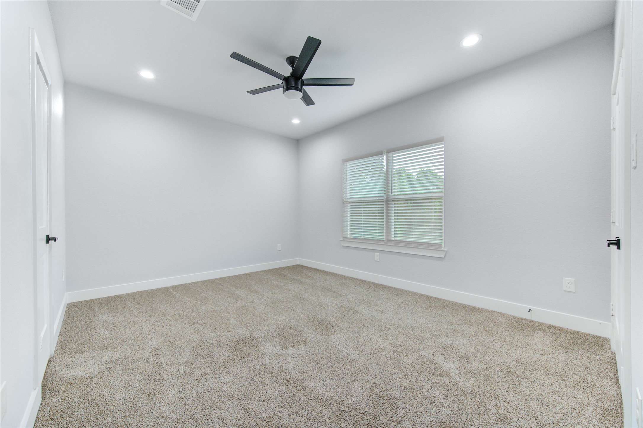 1829 Dewalt Street Property Photo 17