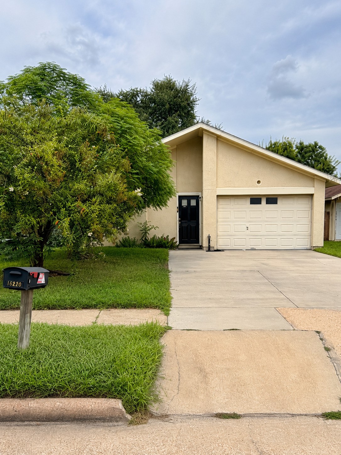 17820 Glenmark Drive Property Photo 1