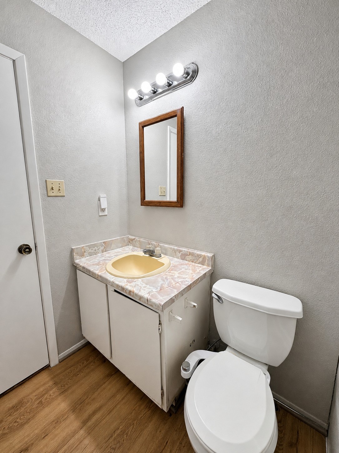 17820 Glenmark Drive Property Photo 19